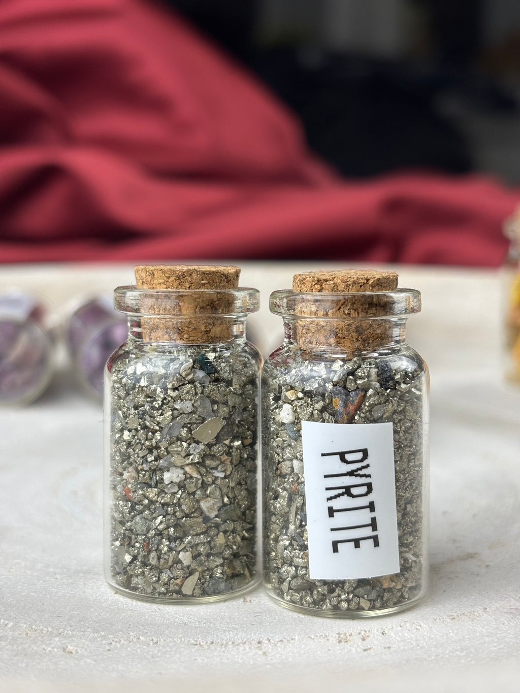 Small crystal +Jar/ kristály + tégely 🫙 Pyrite