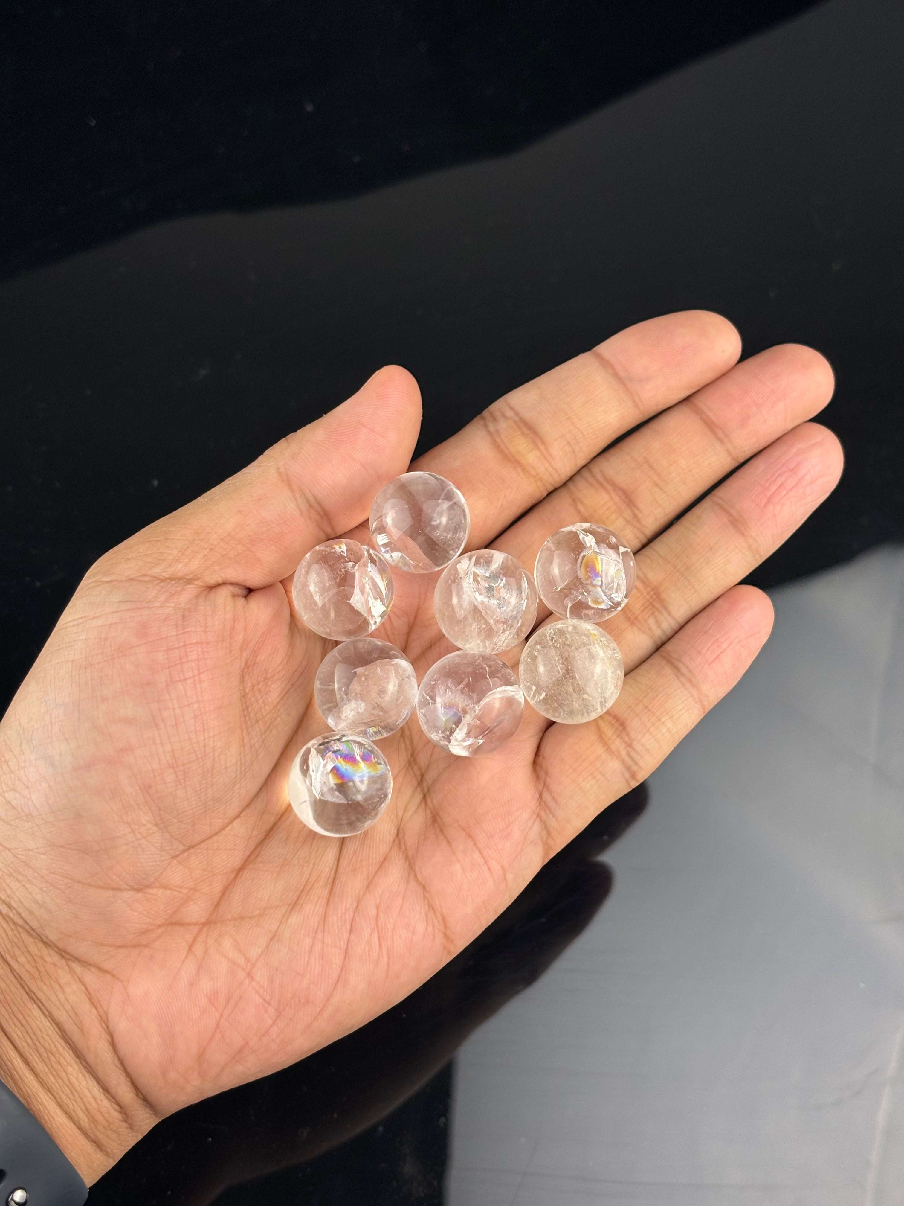 Hegyikristál Mini gömb (1.5-2cm) 1Db