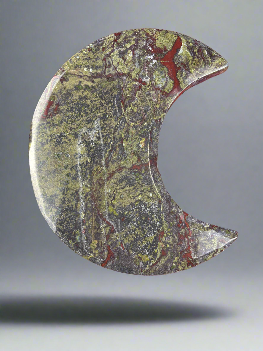 Dragon stone half moon 🌙 (1kg)