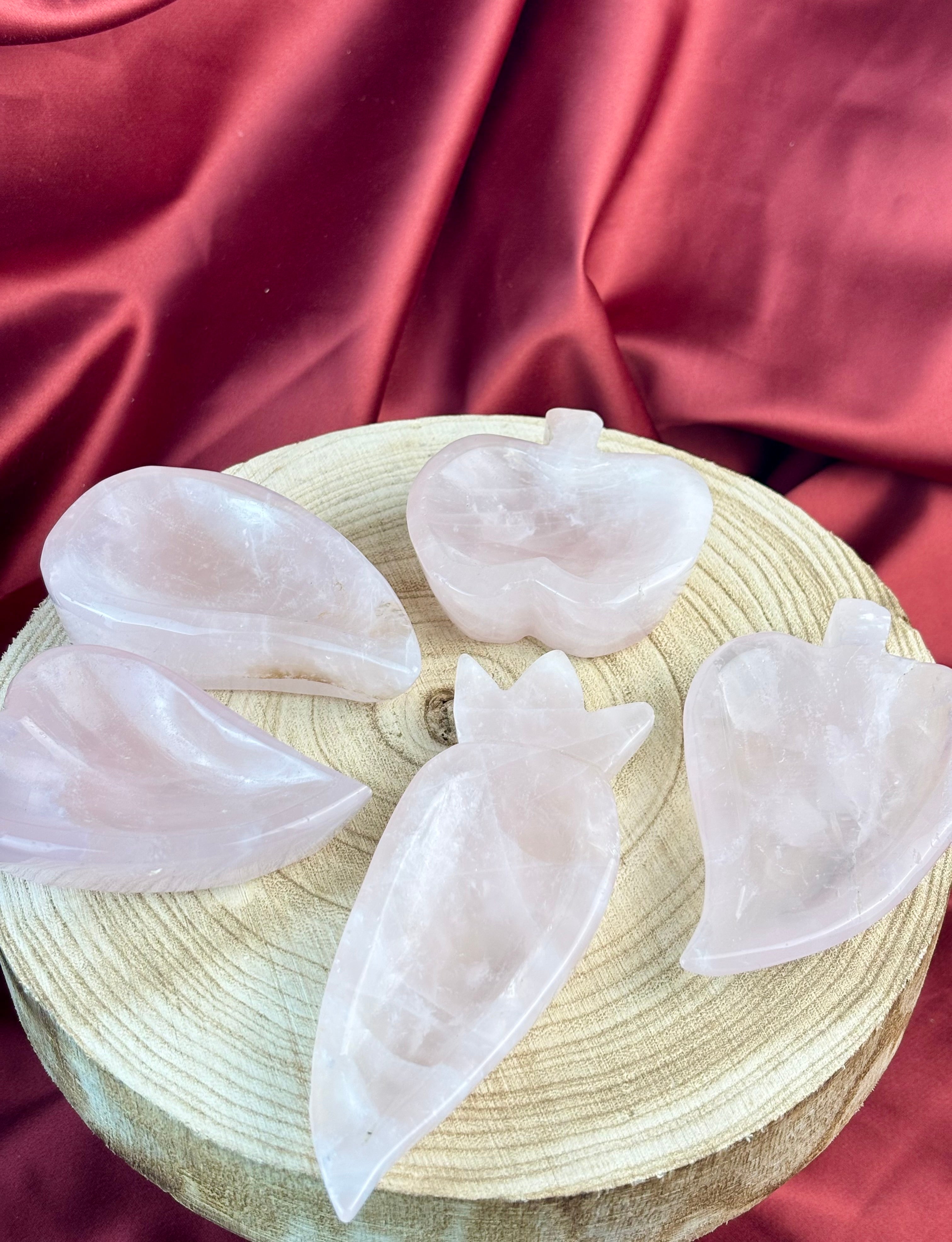 Rózsakvarc faragás