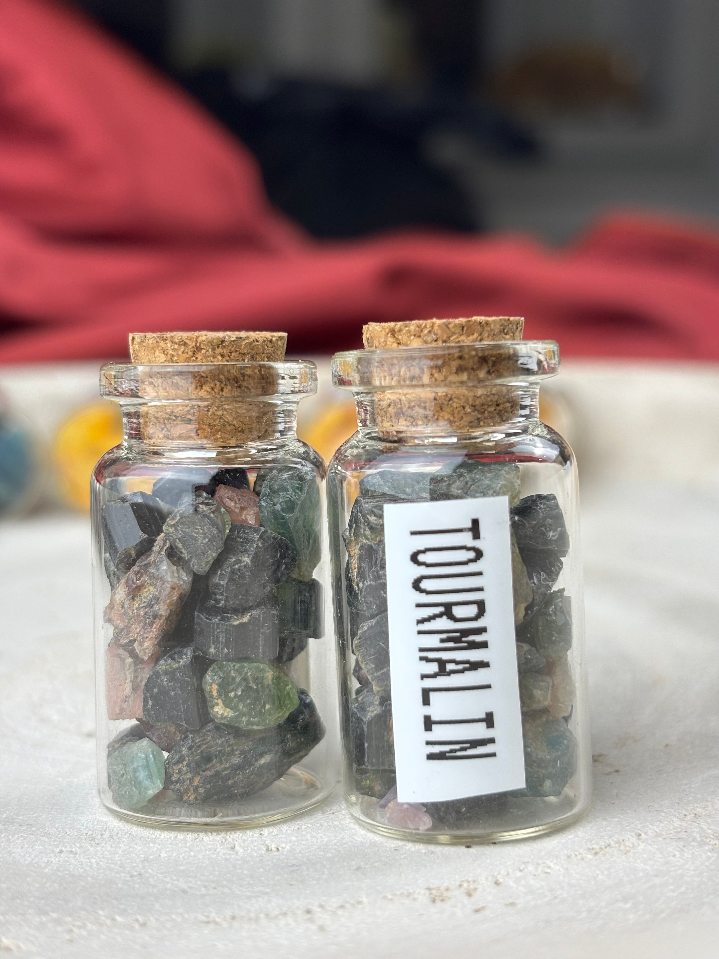 Small crystal +Jar/ kristály + tégely 🫙 Tourmaline