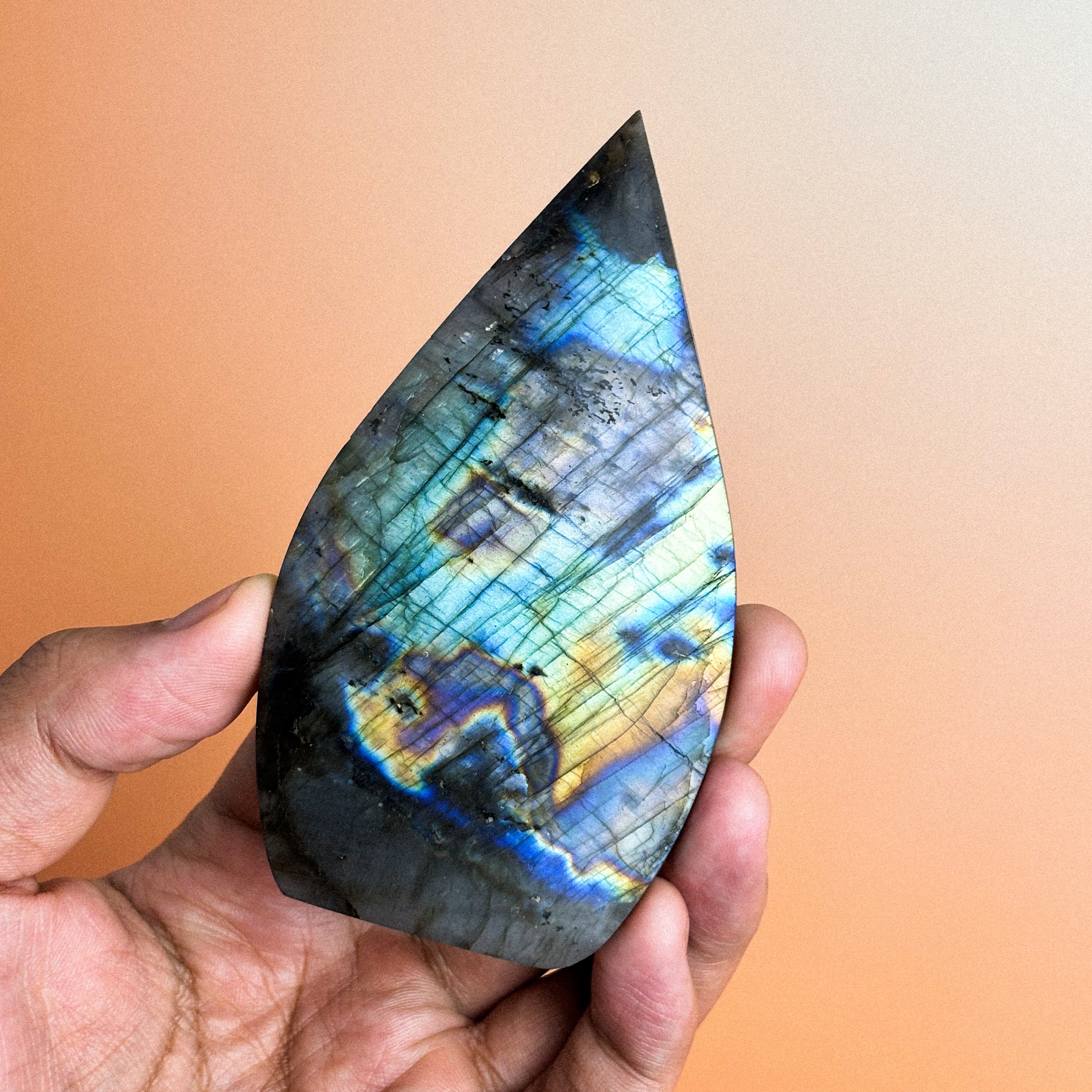 Labradorit Matt - 10,5 cm/137 g