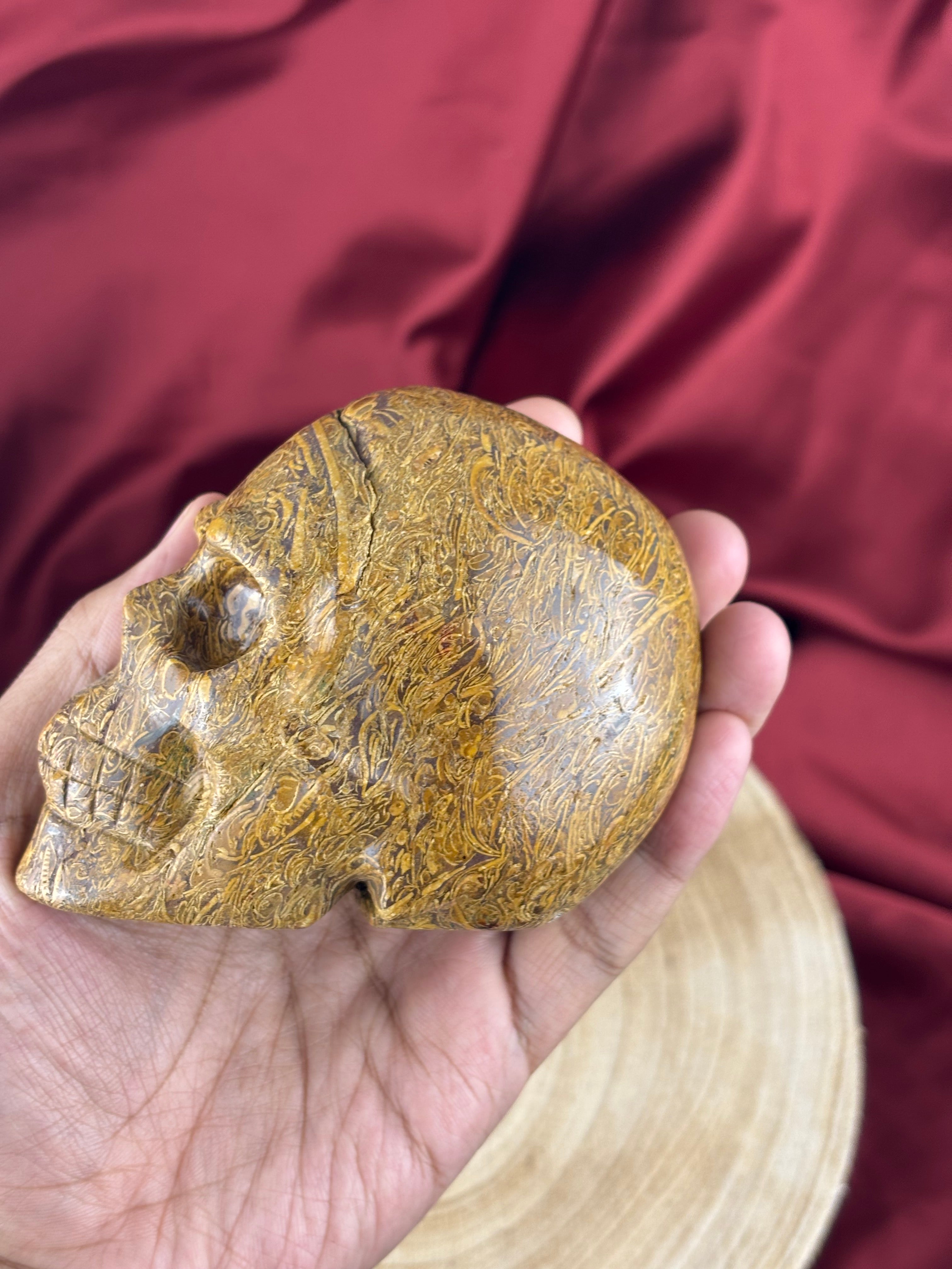 Kaligráfia kő Koponya (Mariam kő)