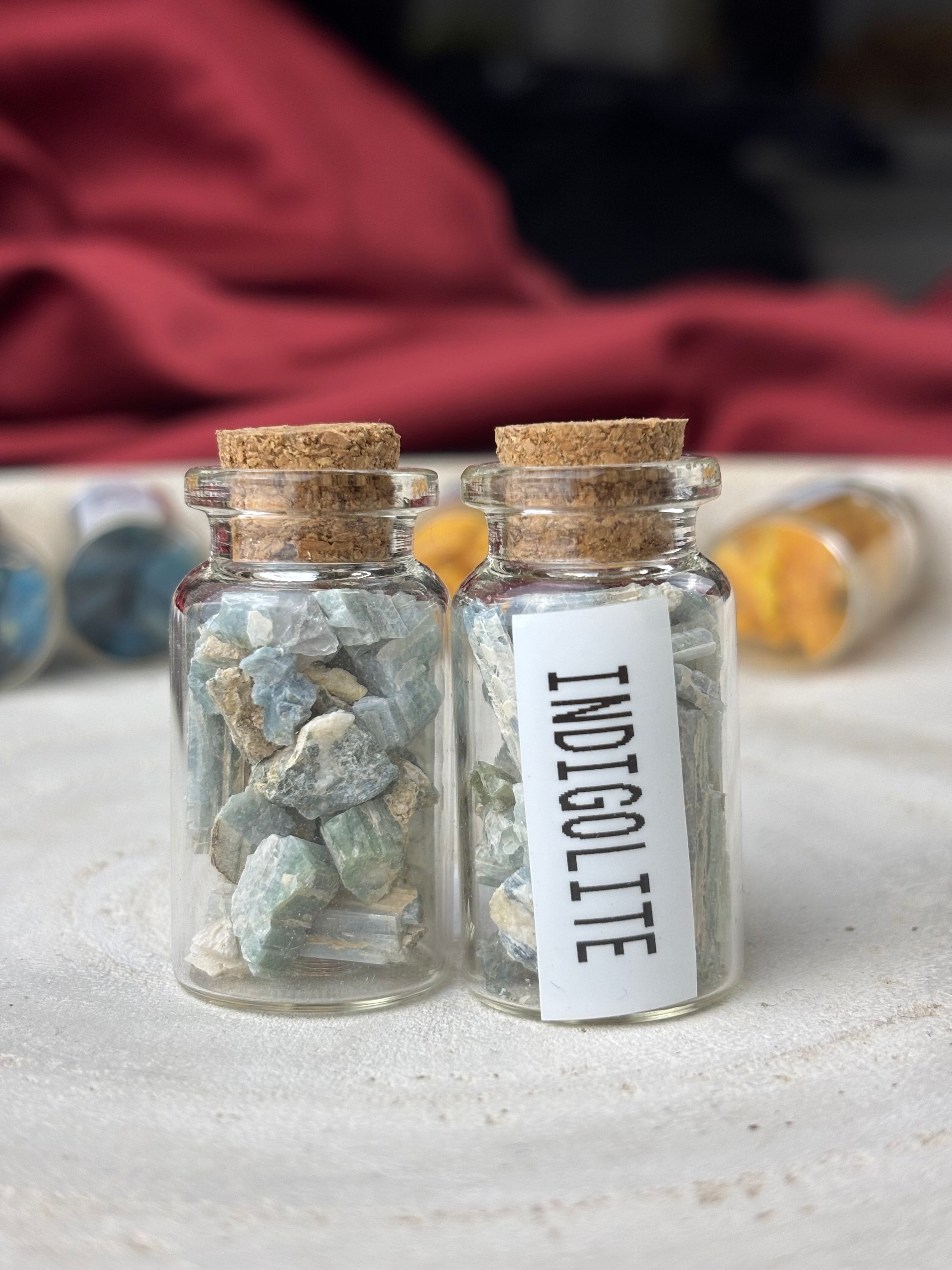 Small crystal +Jar/ kristály + tégely 🫙 Indigilite