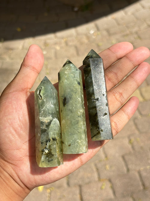 Prehnite Point / Prehnit Torony (7-9cm)