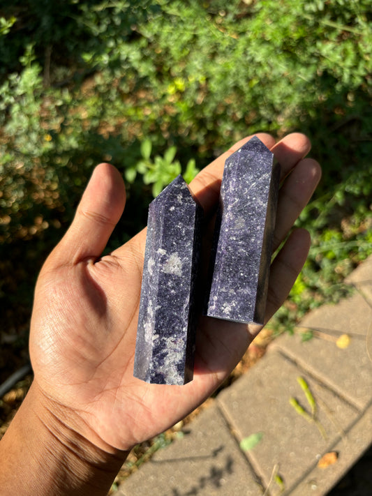 Lepidolite Point / Lepidolit Torony (8,5-9cm)