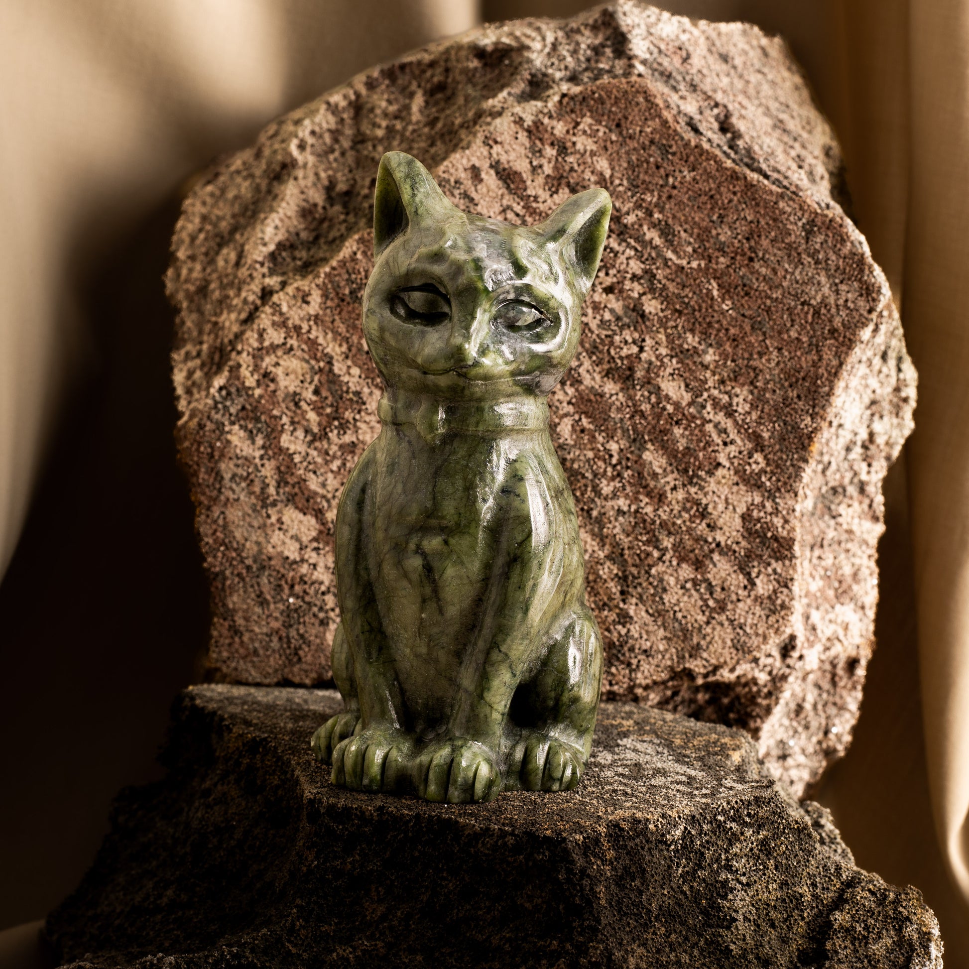 Serpentine - Cat