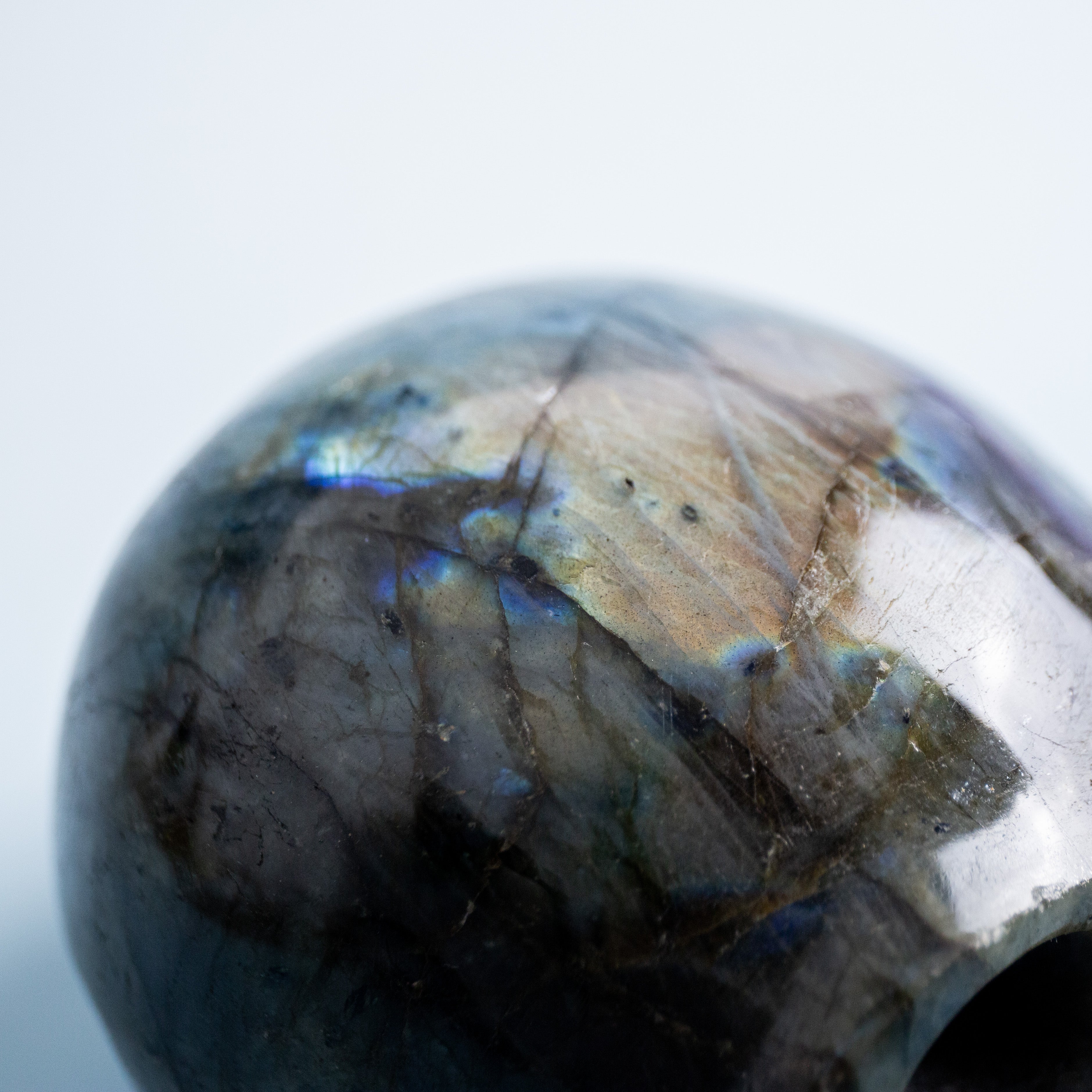 Labradorite Skull - 1048g