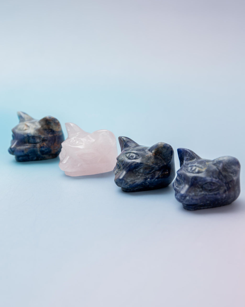 Sodalite third eye cat - 4cm