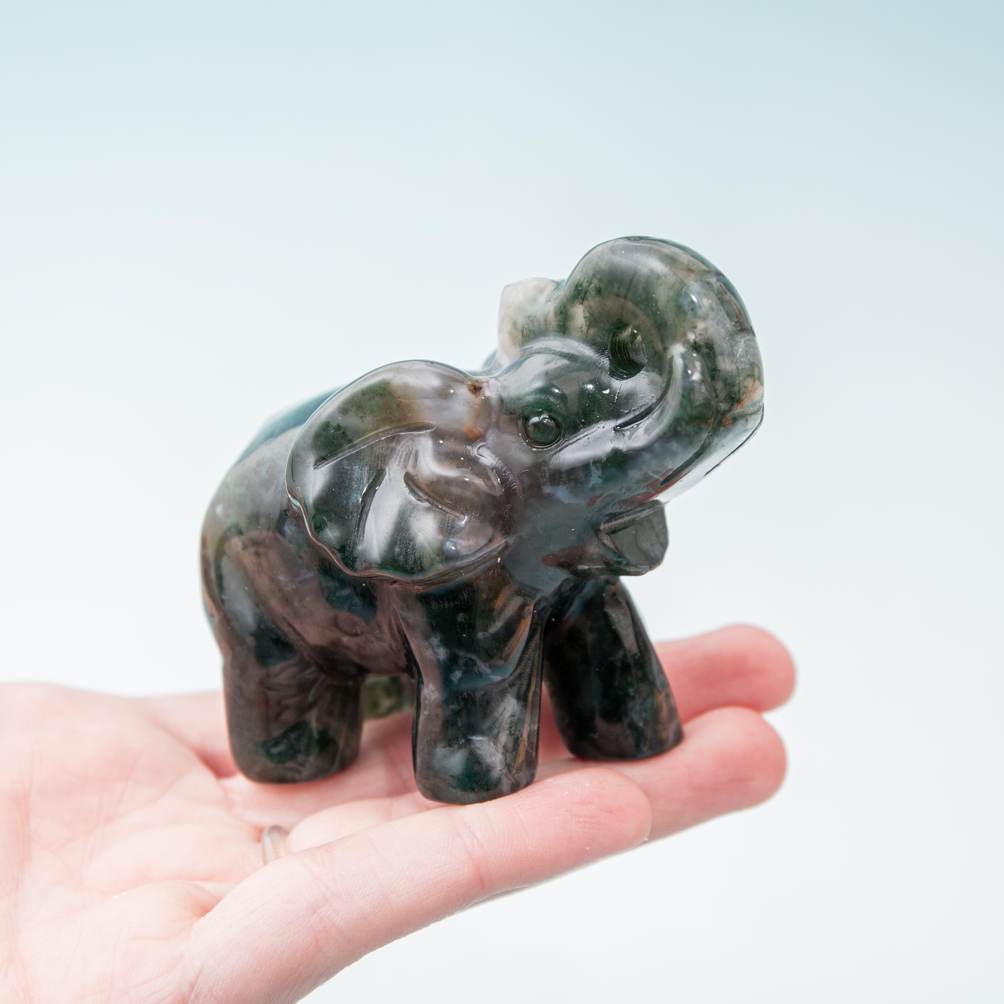 Moss Agate Elephant - 7.5cm/195g (A)
