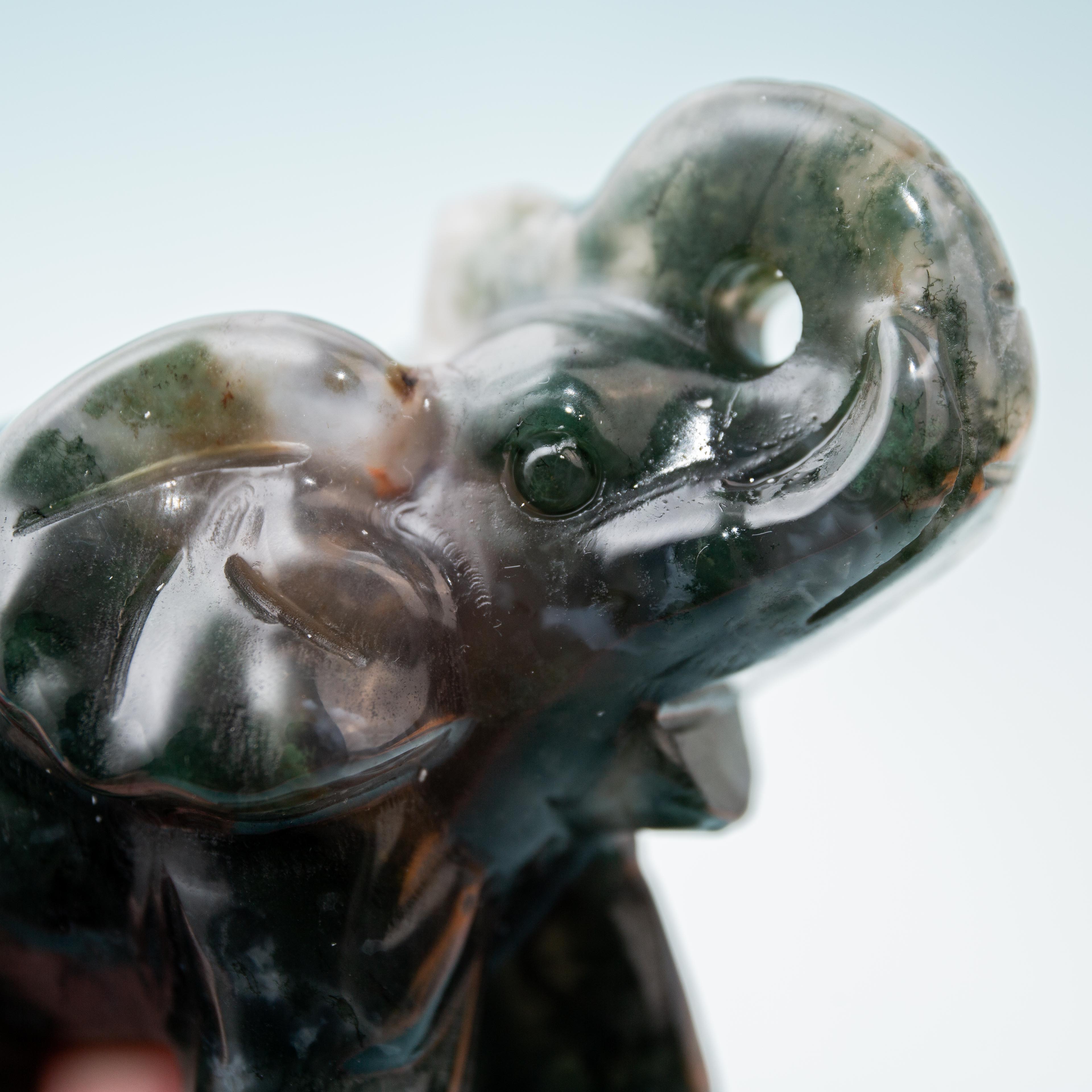 Moss Agate Elephant - 7.5cm/195g (A)