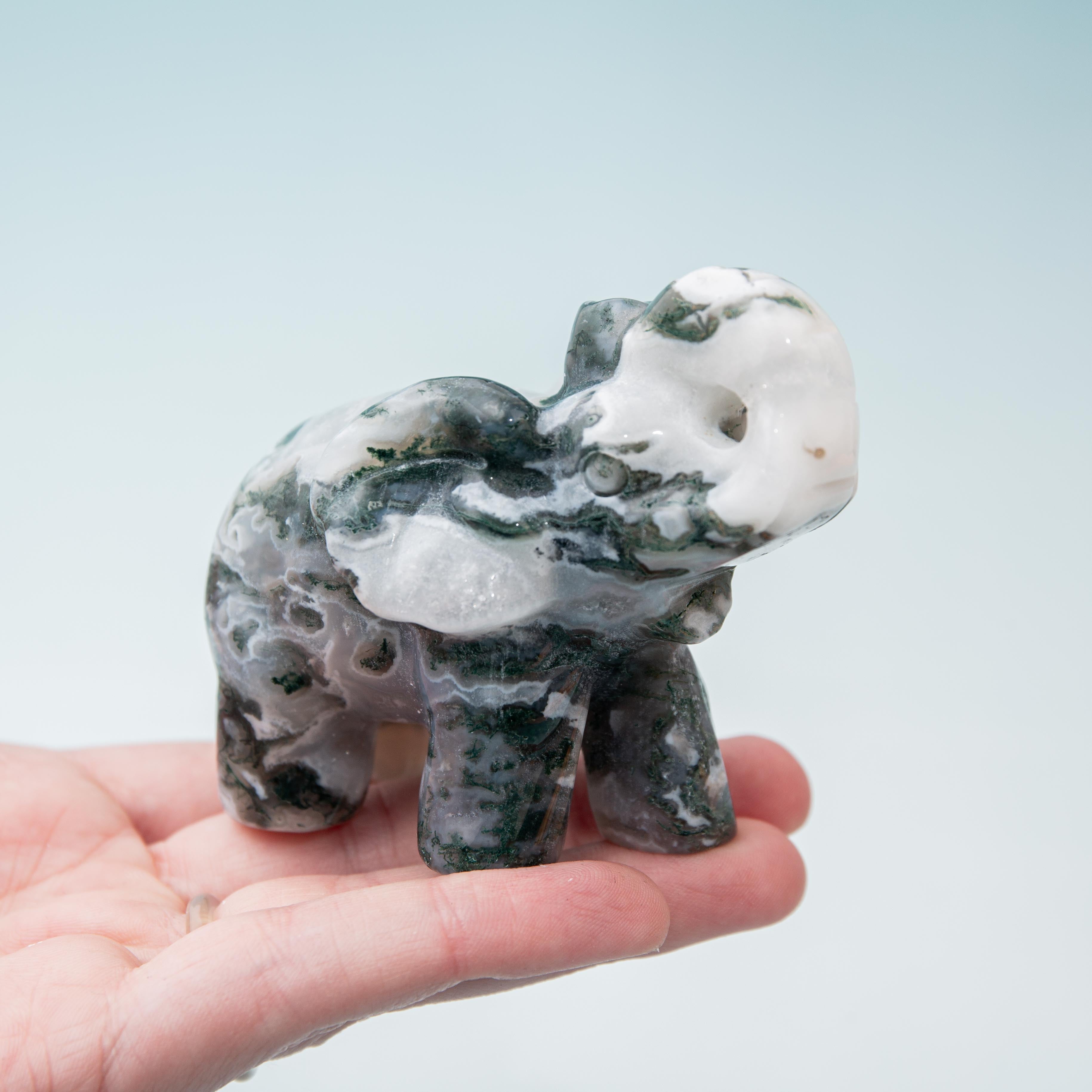 Moss Agate Elephant - 7.5cm/184g(B)