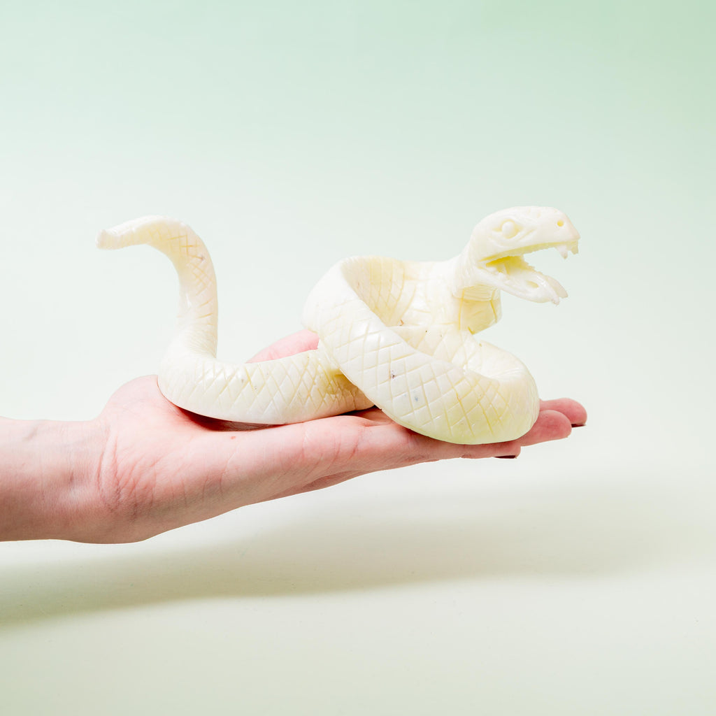 Bowenite Snake -17cm/538g