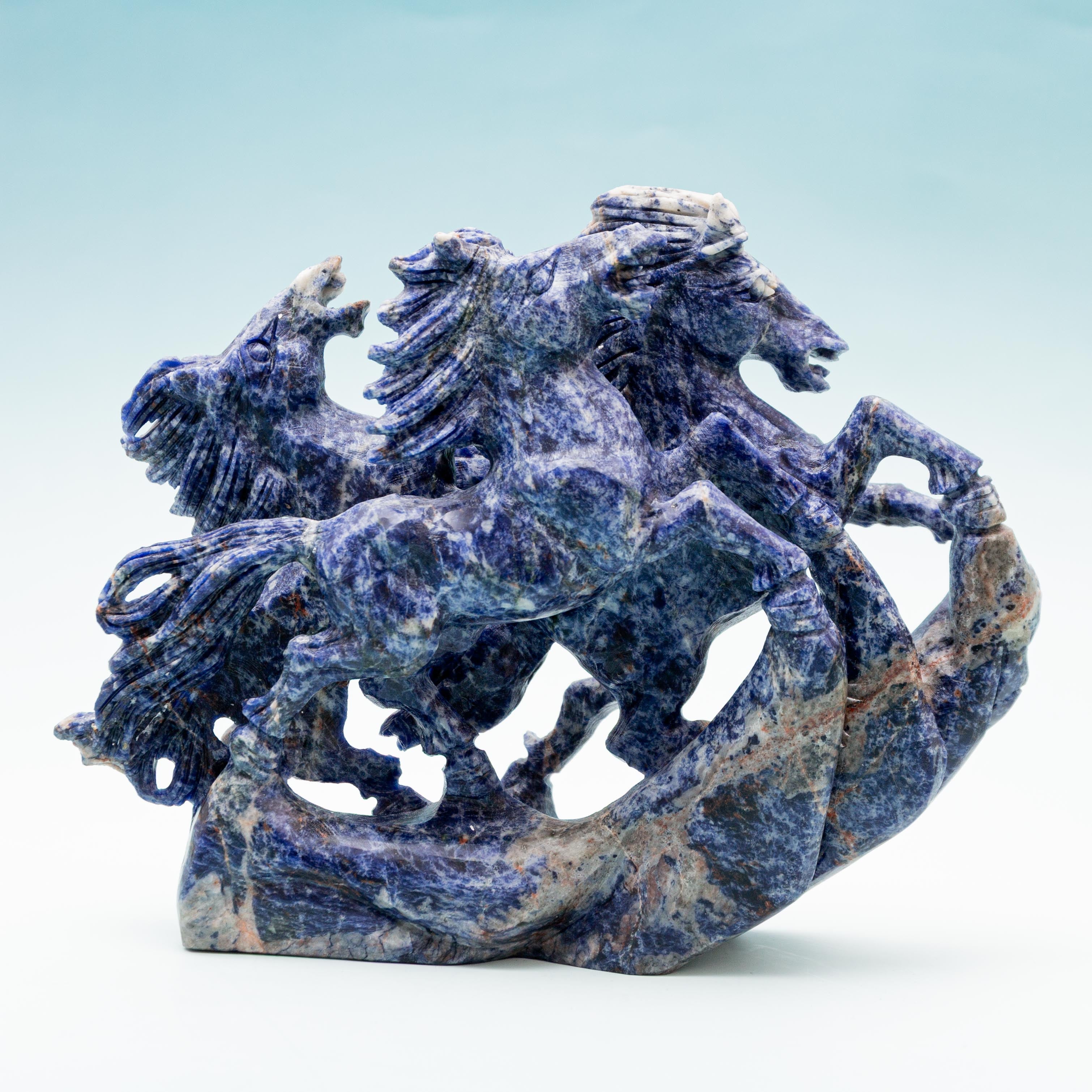 Sodalite Horse - 1488g/22*17*4.5cm