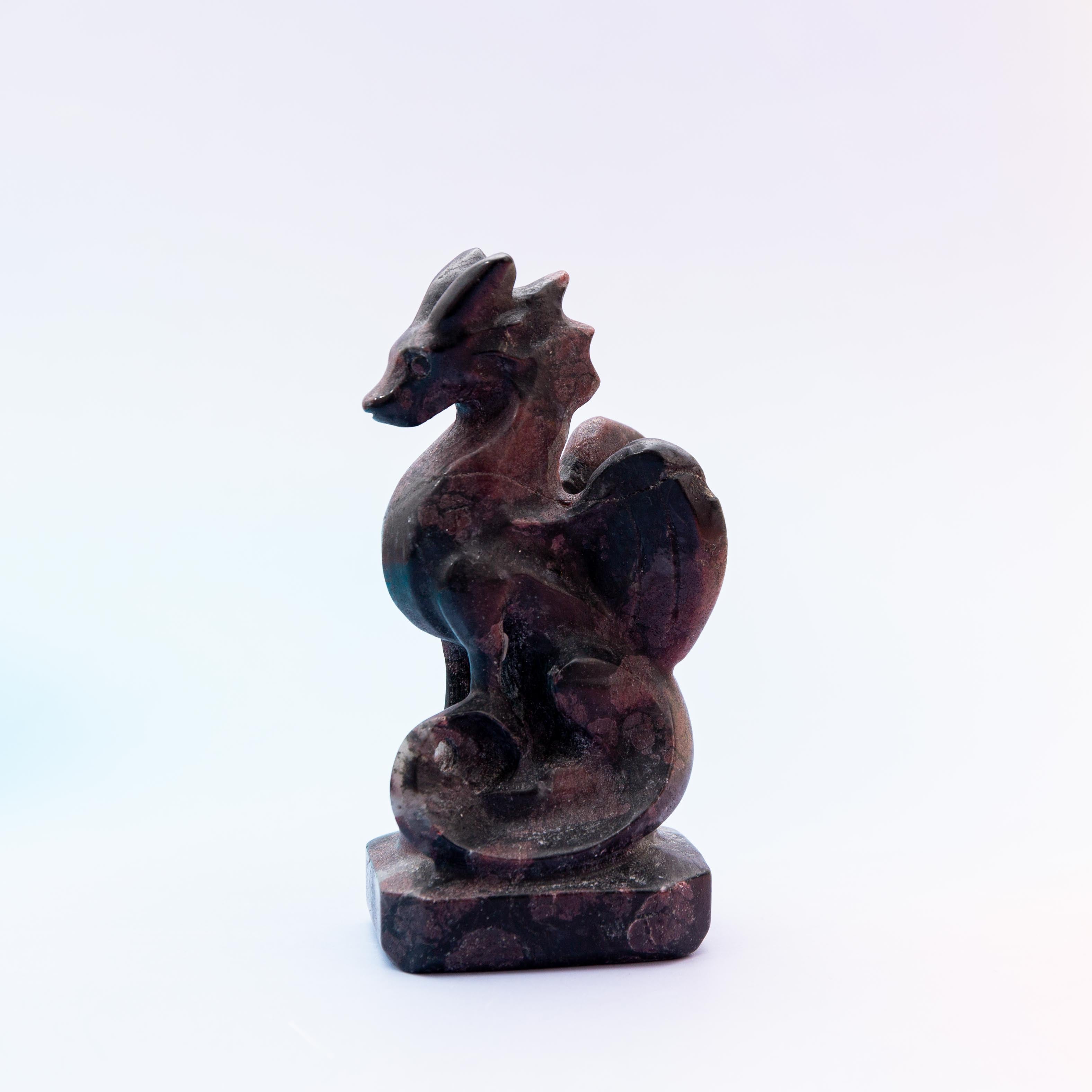 Gránát Sárkány – 381g/12cm
