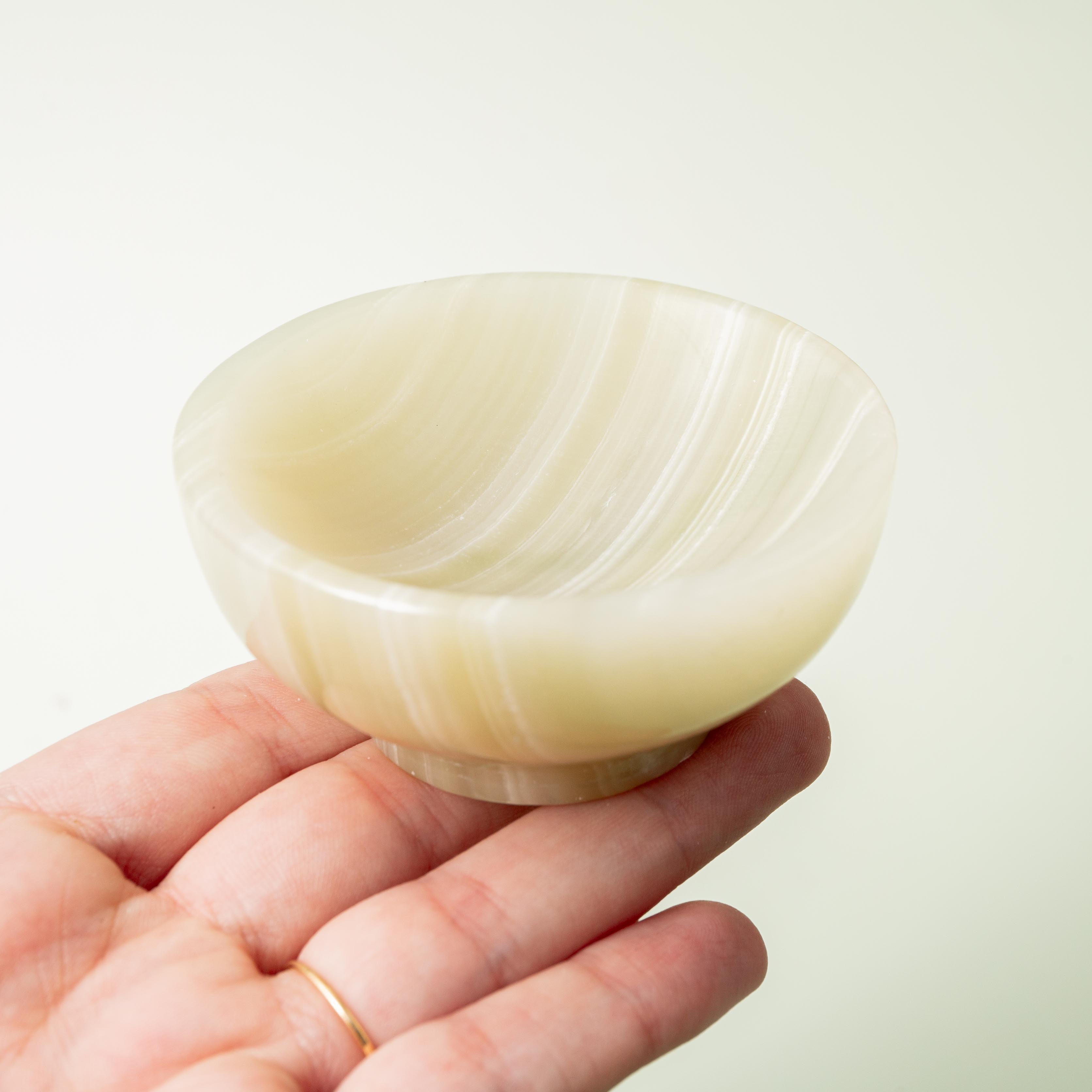 Pakistani Onyx Bowl - 168g/7cm (B)