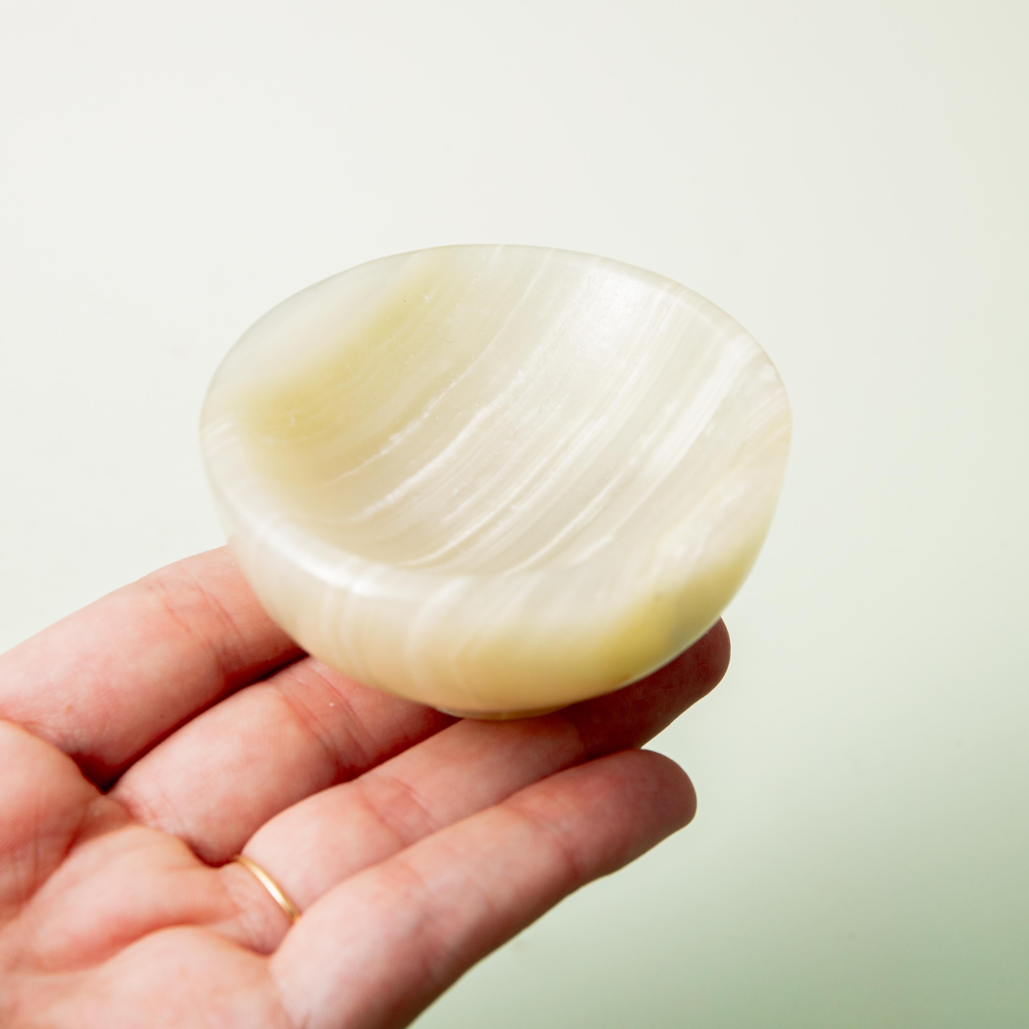 Pakistani Onyx Bowl - 136g/6cm (C)