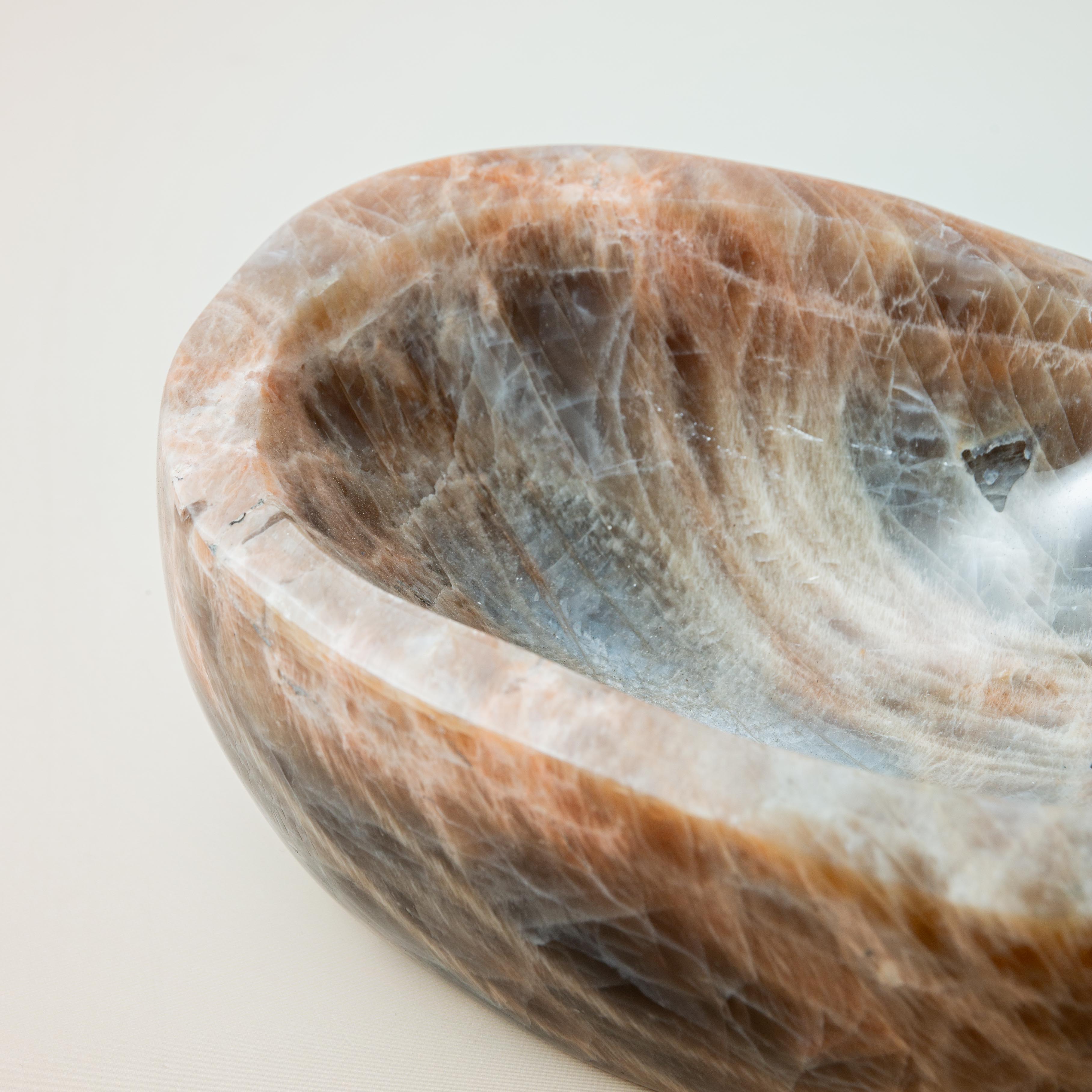 Moonstone Bowl - 18*12*7cm/2.2kg