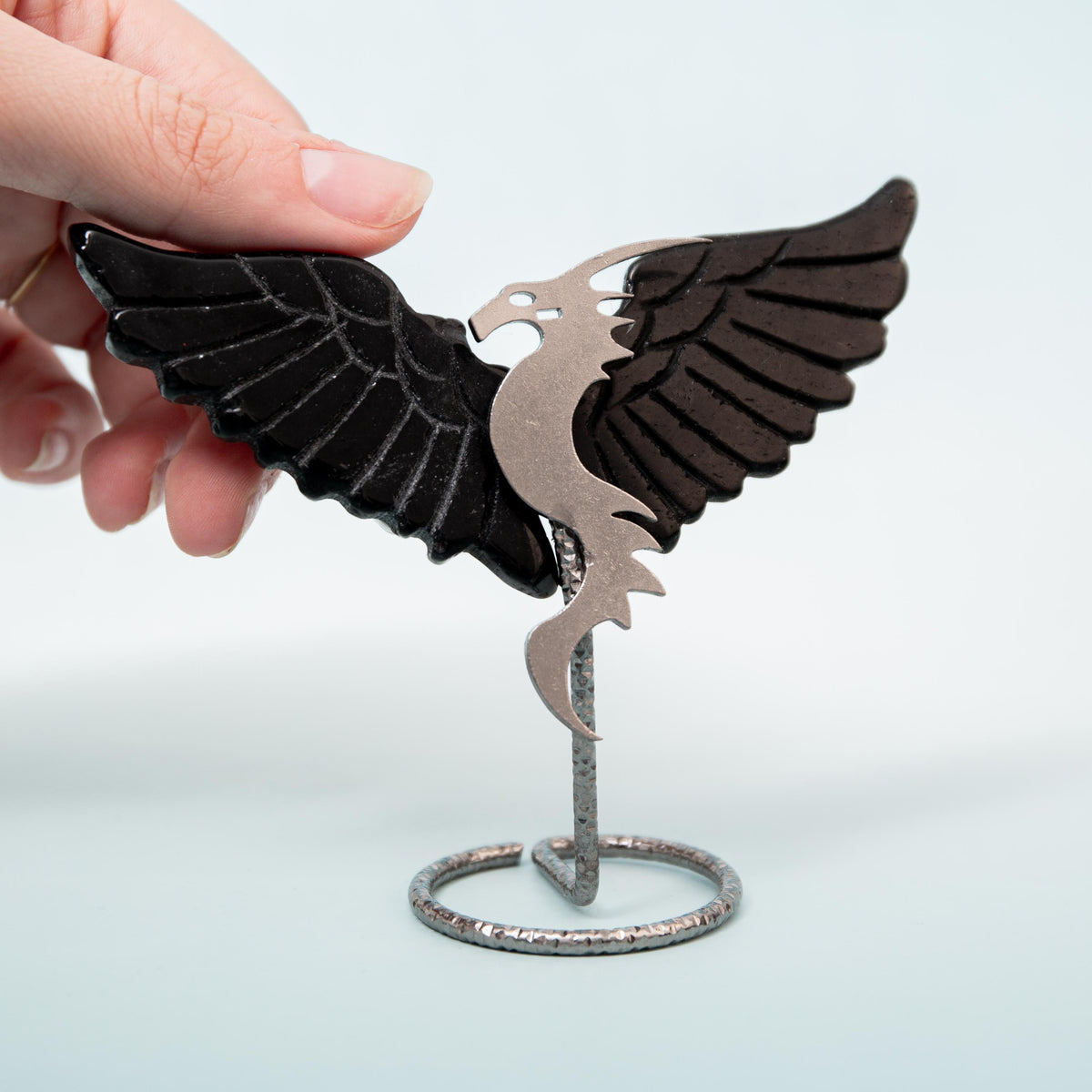 Obsidian Dragon (on Stand) - 9 cm (A5)
