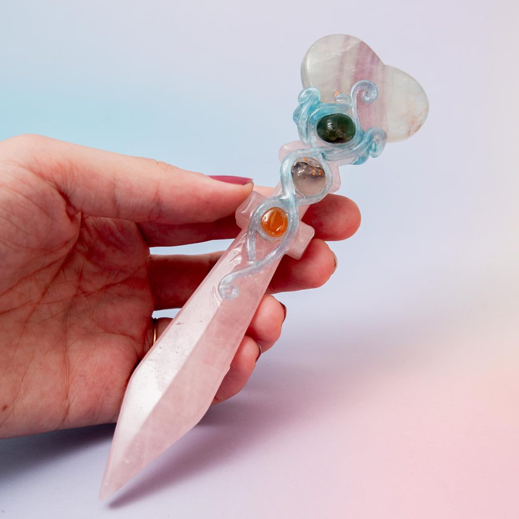 Fluorite - Rose Quartz Dagger - 3 cm 83 gr