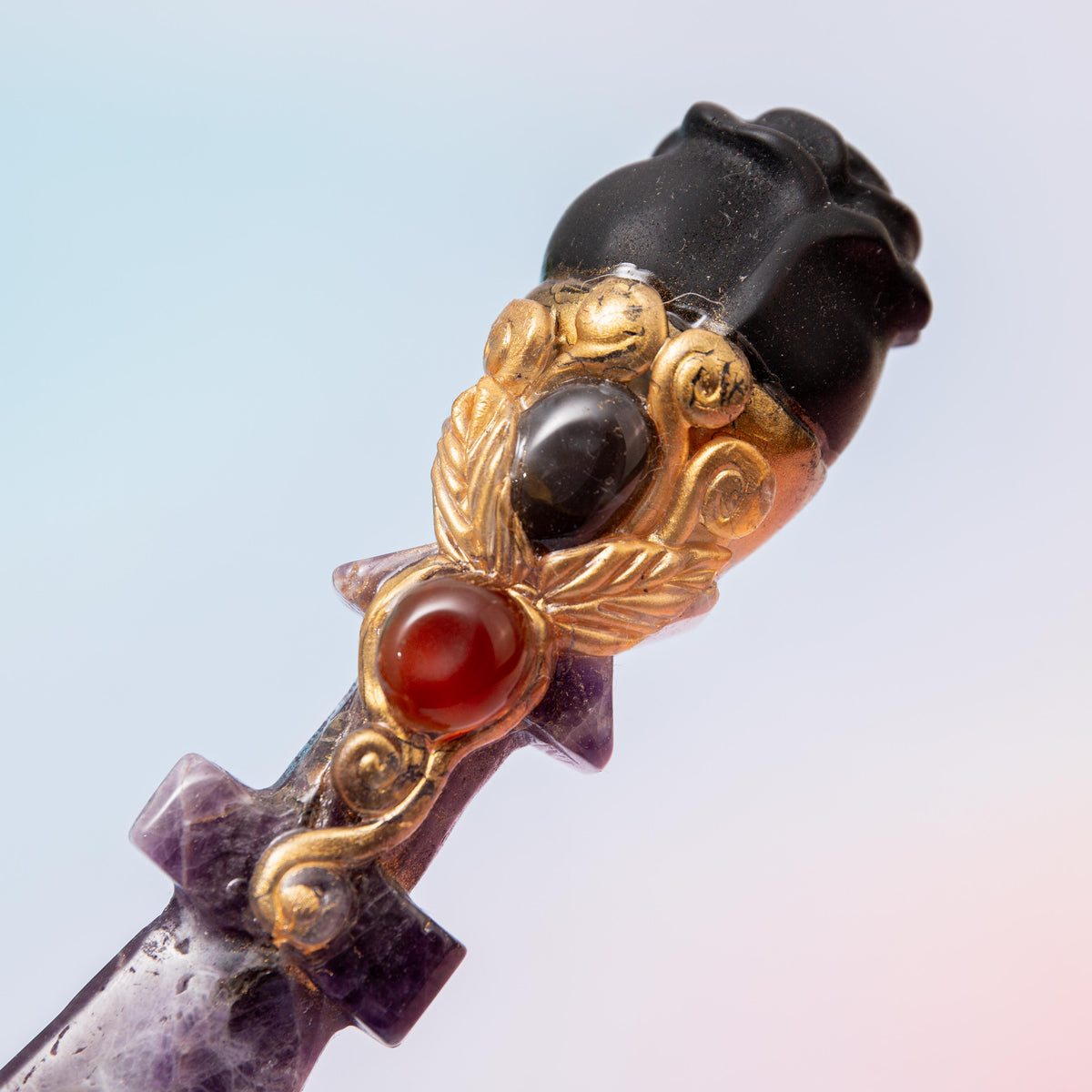 Obsidian - Amethyst Dagger - 3 cm 89 gr