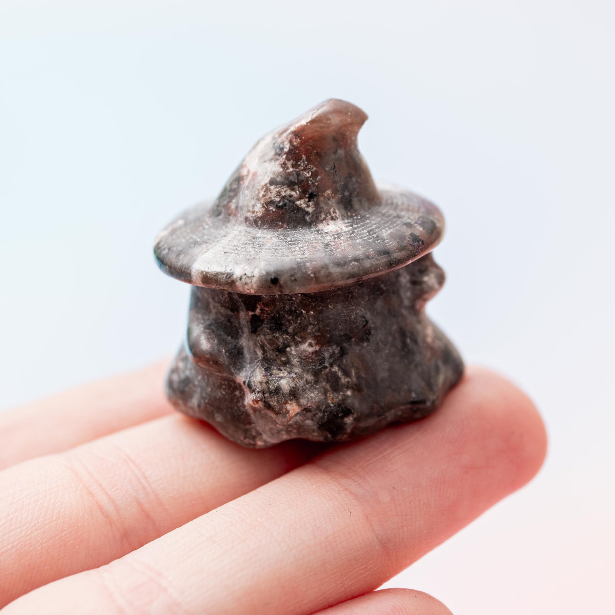 Yooperlite Ghost in Hat - 4 cm (A4)