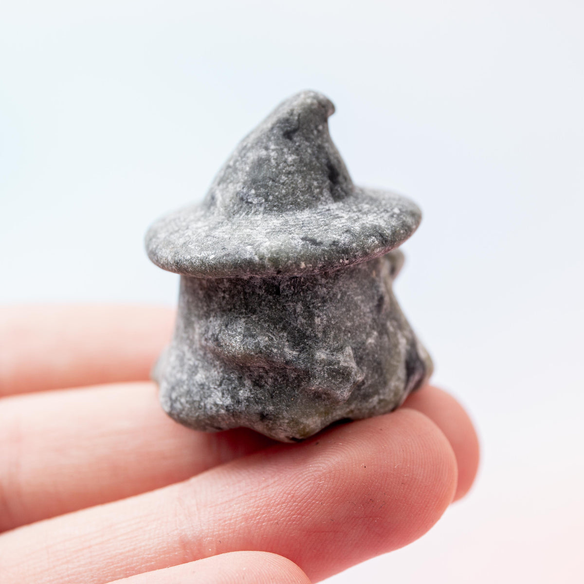 Serpentine Ghost in Hat - 4 cm (A5)
