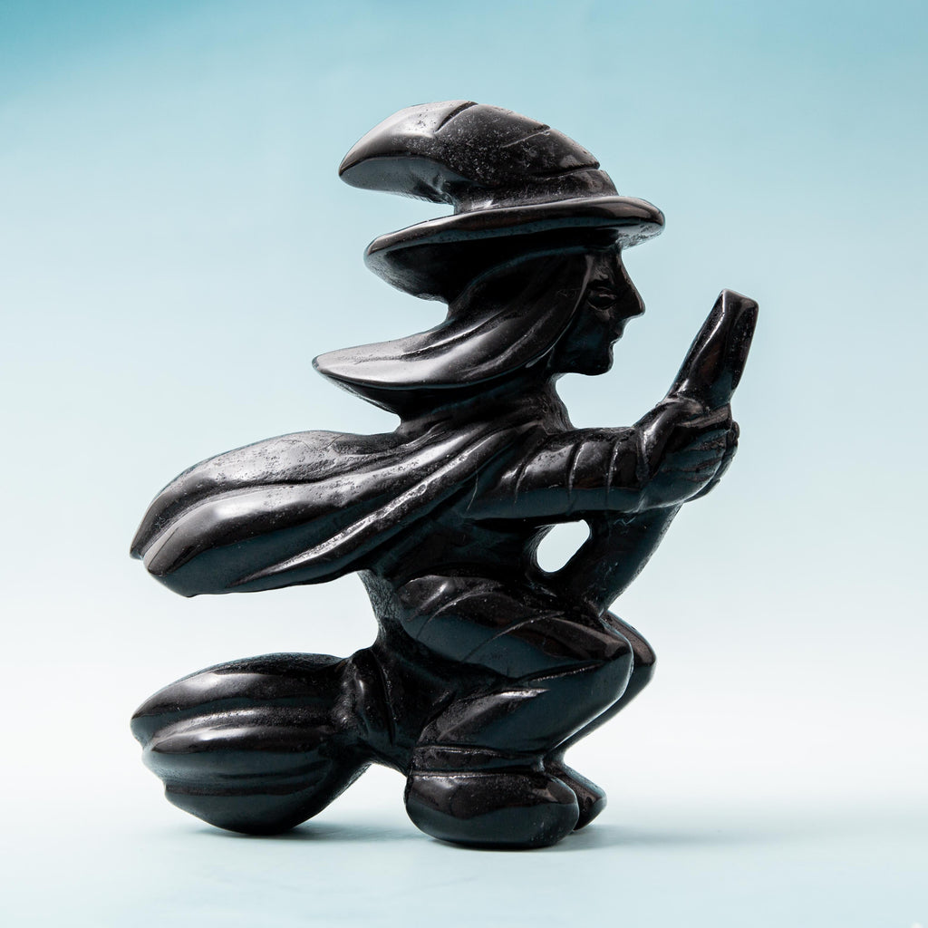 Obsidian Witch - 13 cm 518 gr