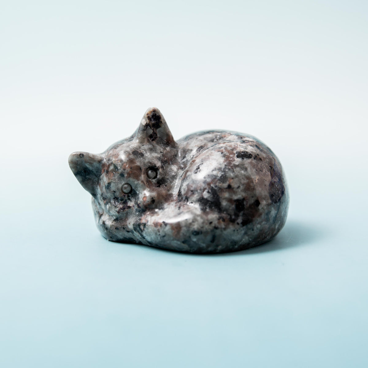 Yooperlite Sleeping Cat - 4 cm 123 gr (B)