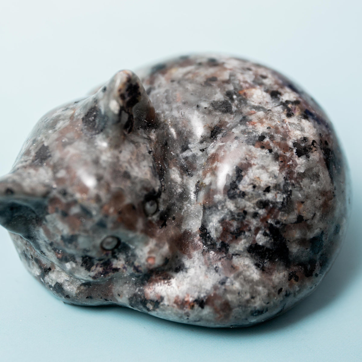 Yooperlite Sleeping Cat - 4 cm 123 gr (B)