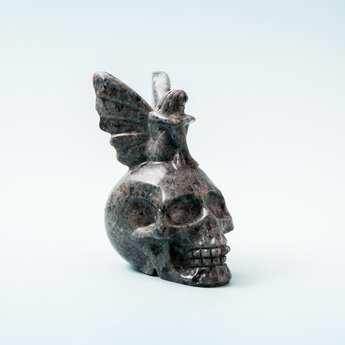 Yooperlite Skull with Fairy on Top - 10 cm 320 gr