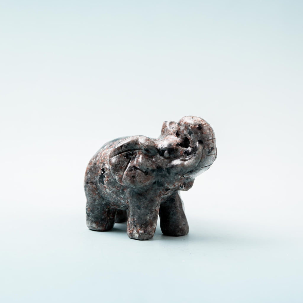 Yooperlite Elephant a - 7 cm 233 gr