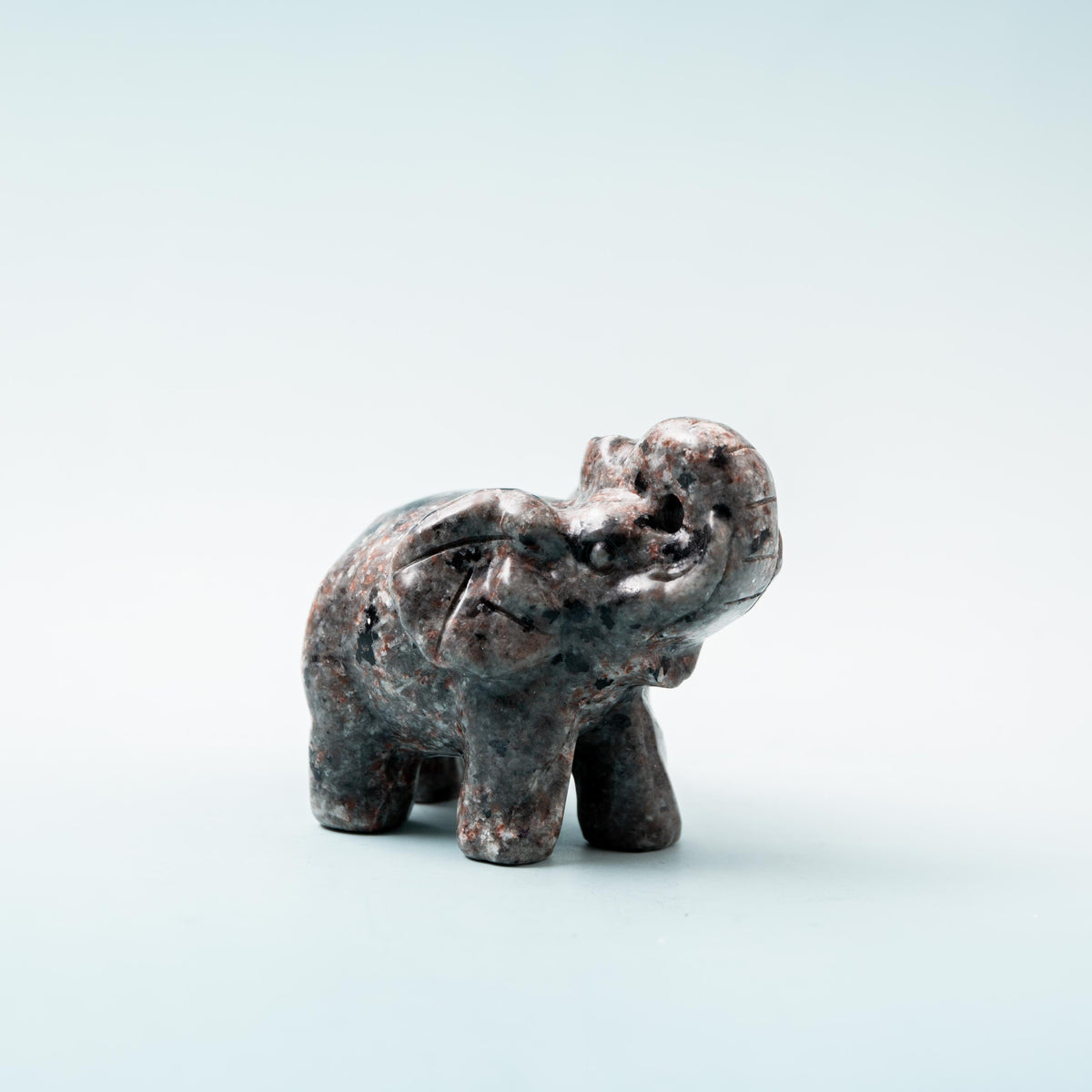 Yooperlite Elephant a - 7 cm 233 gr