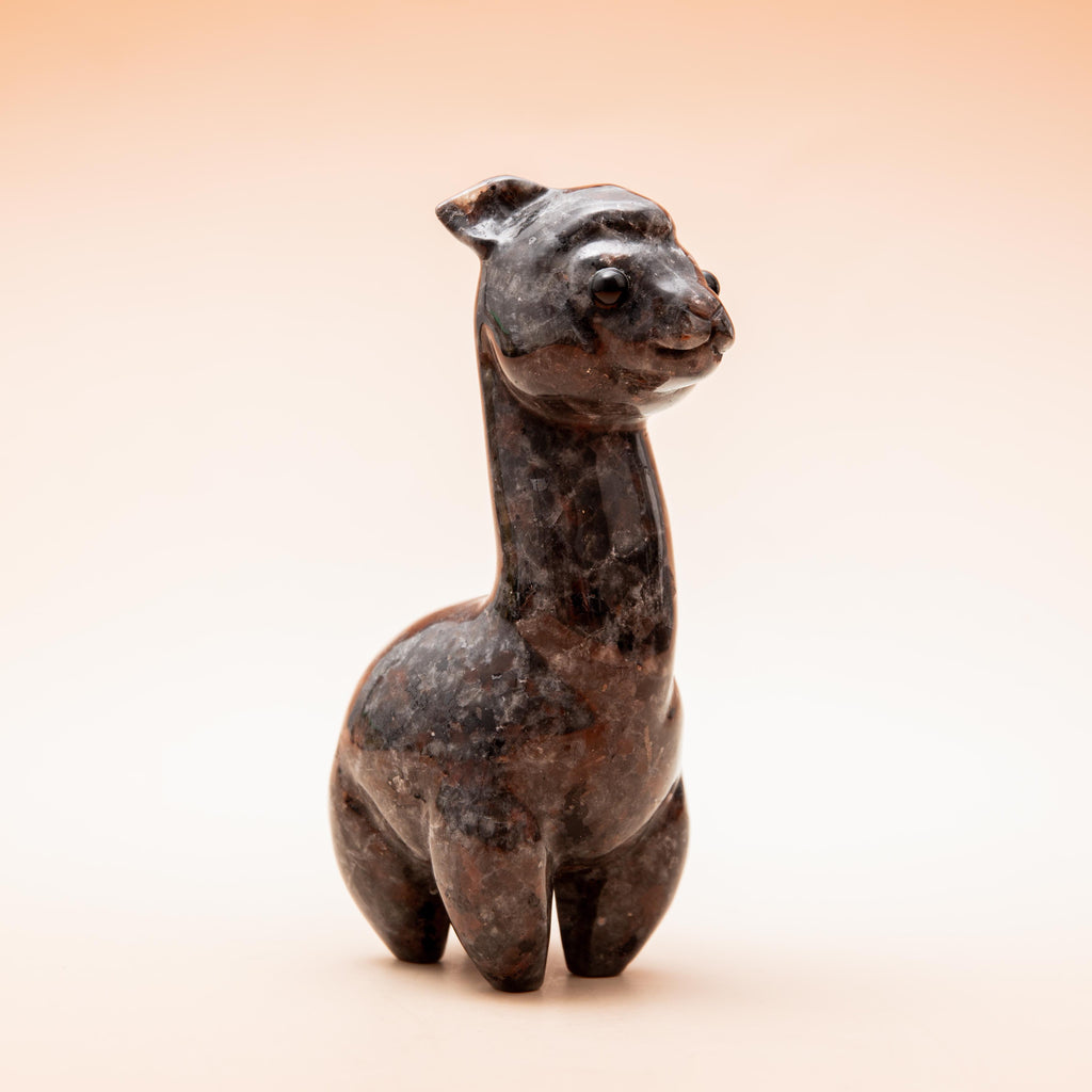 Larvikite Alpaca - 9 cm 142 gr