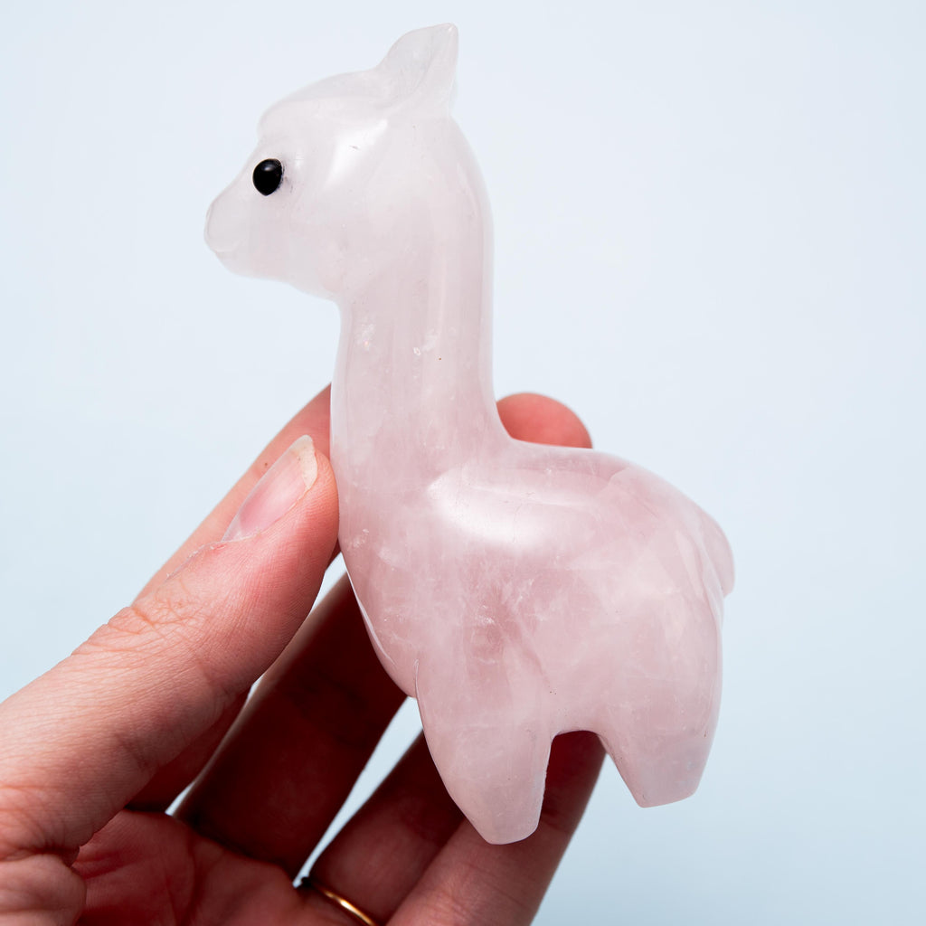 Rose Quartz Alpaca - 9 cm 158 gr