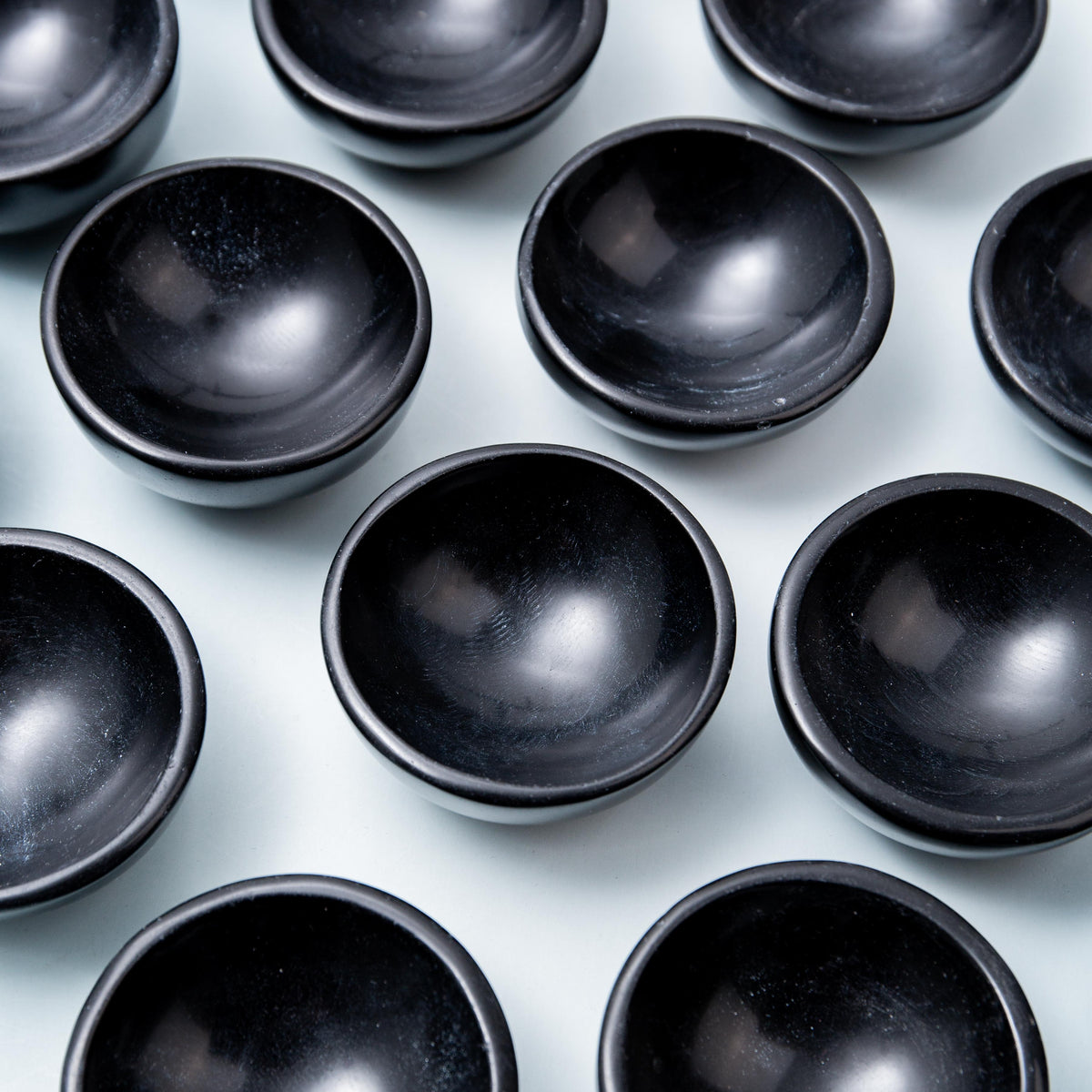 Obsidian Bowl - 4 cm 115 gr