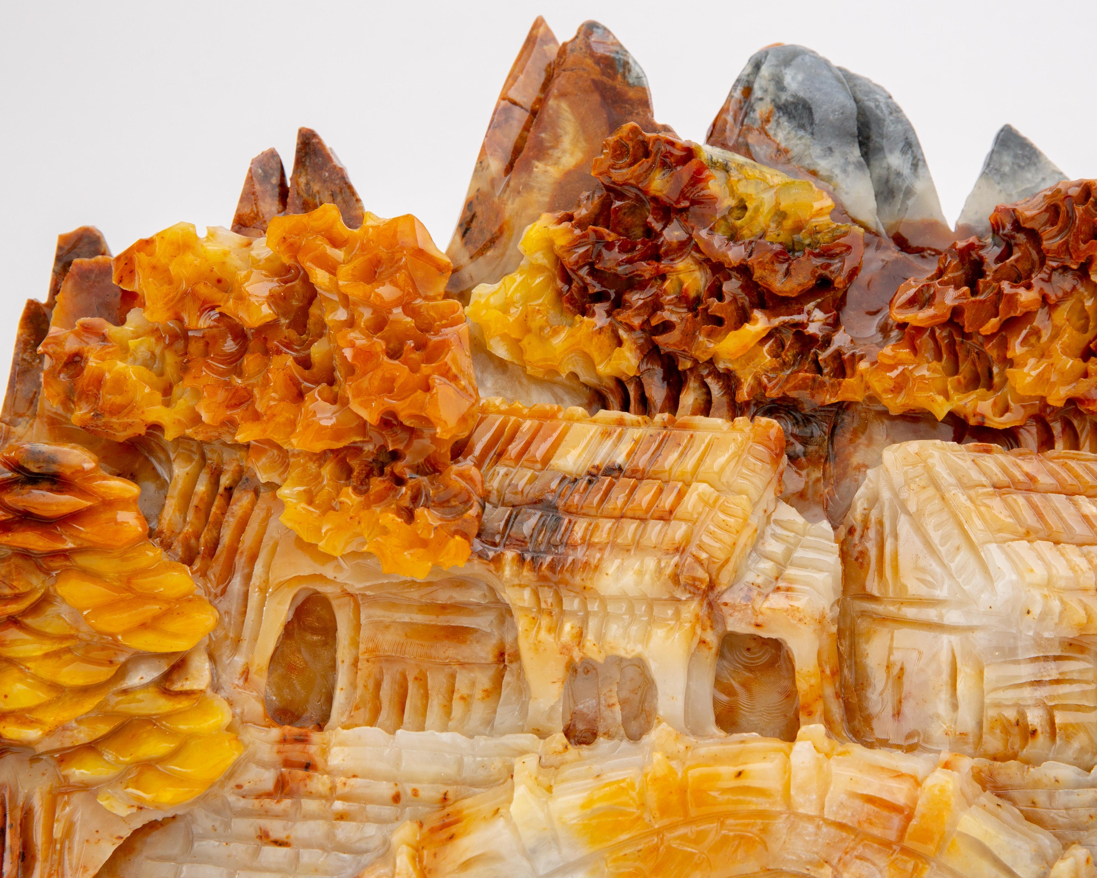 Mountain Chinese Carving – New Jade (Serpentine)