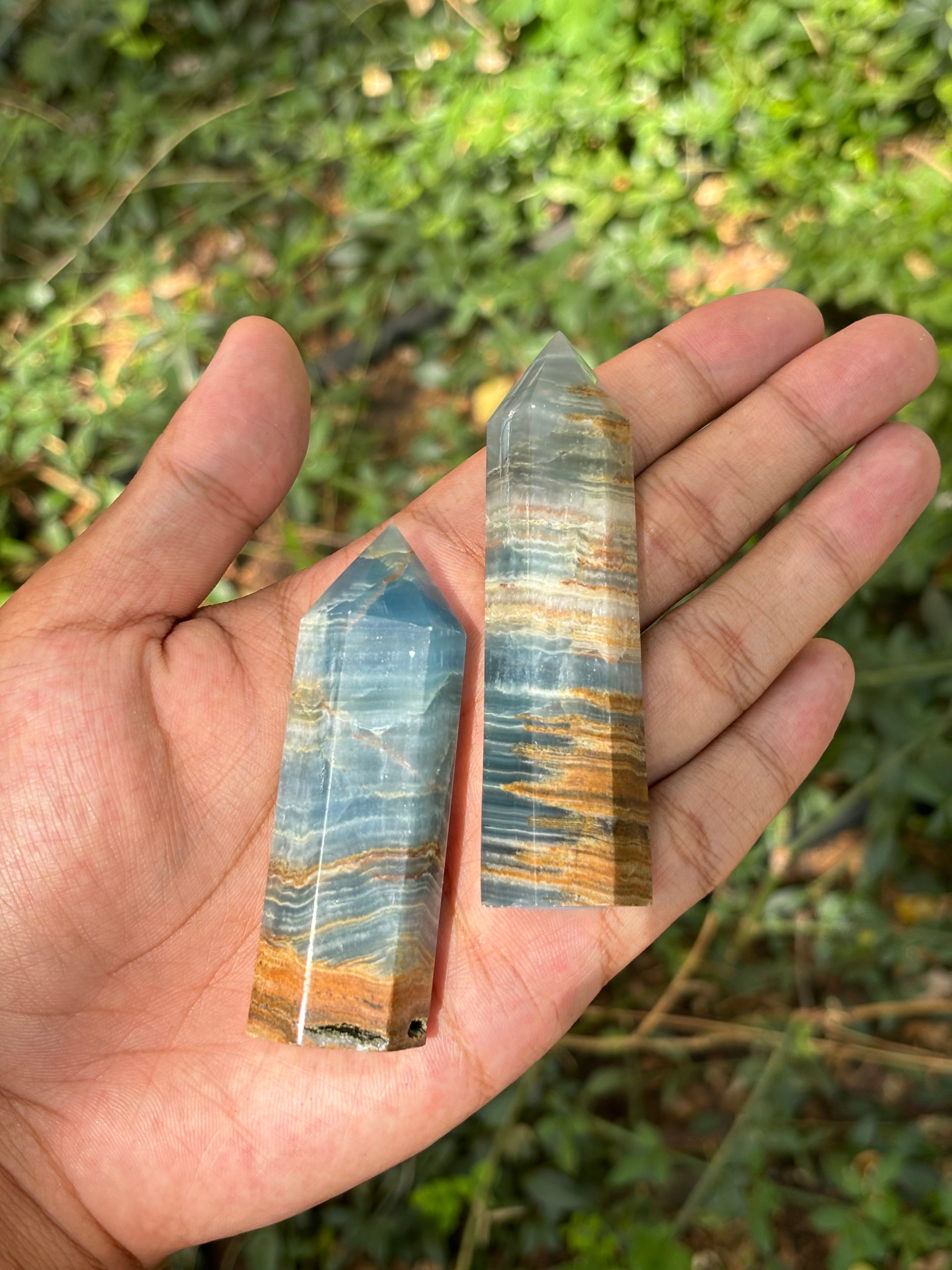 Blue Onyx Point (6-7cm)