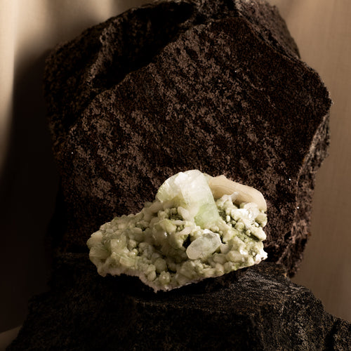 Fluorapophyllite 282g