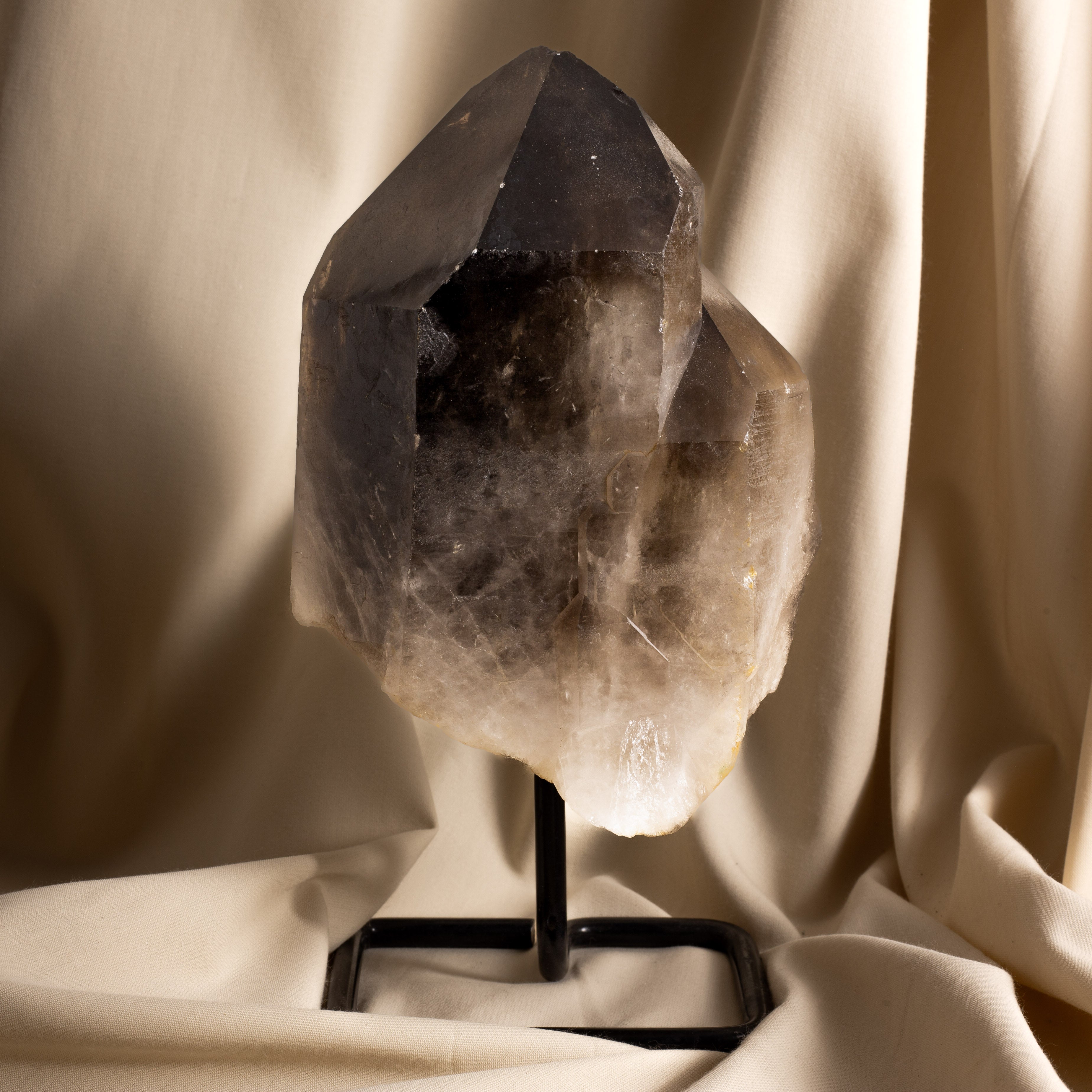 Füstös kvarc Brazília -2,1 kg