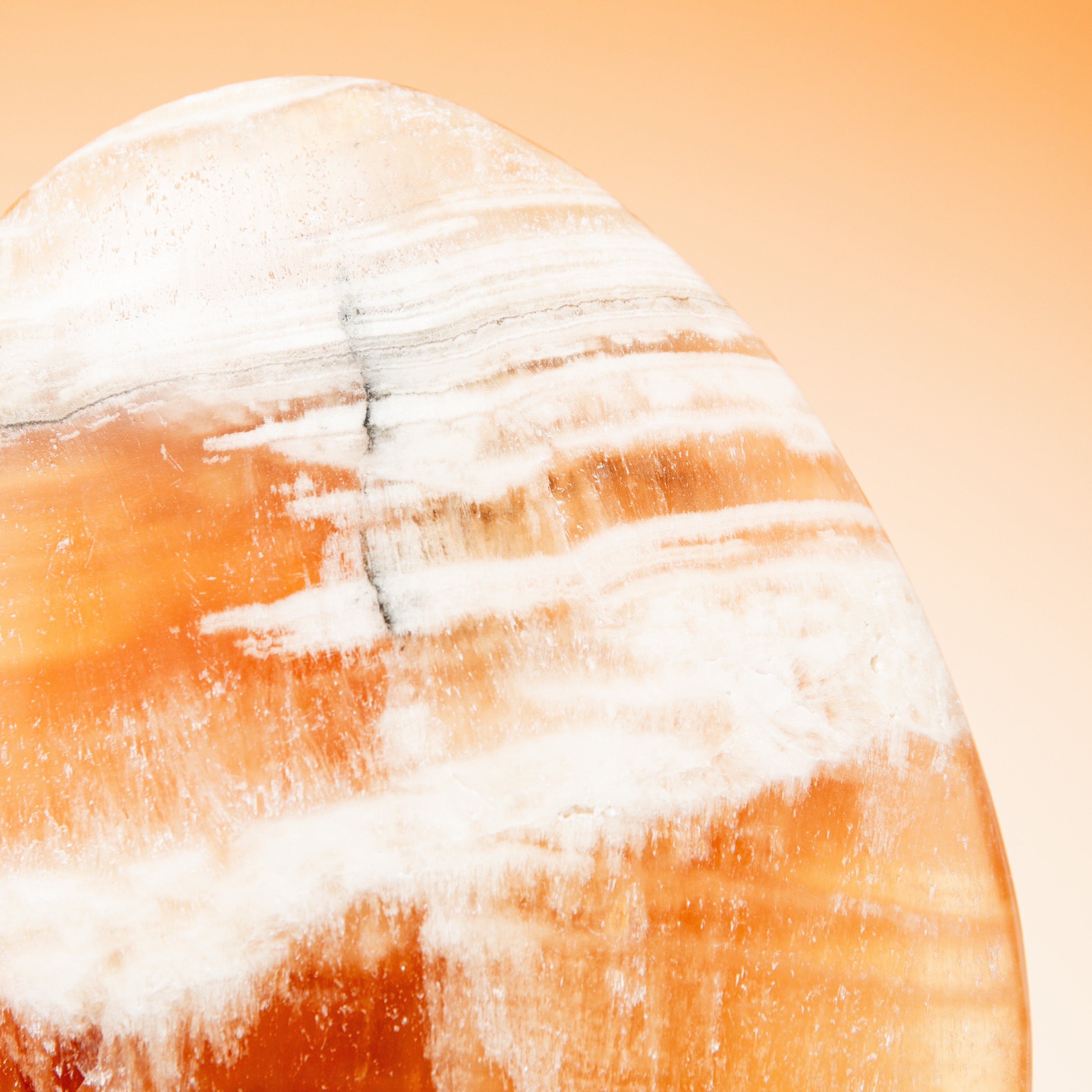 Honey Calcite - 315g/12cm (D)