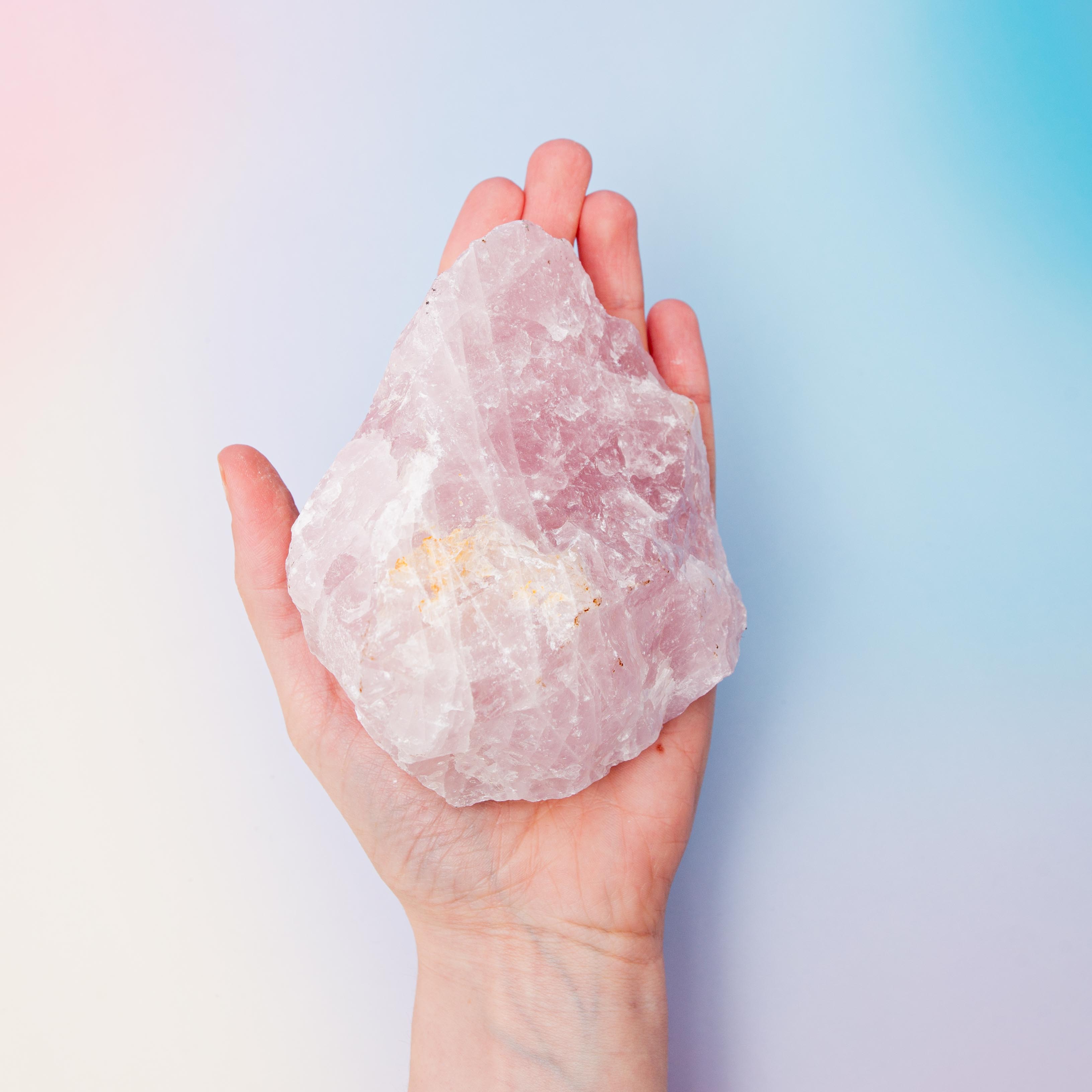 Rose Quartz - 718g/12cm (A)