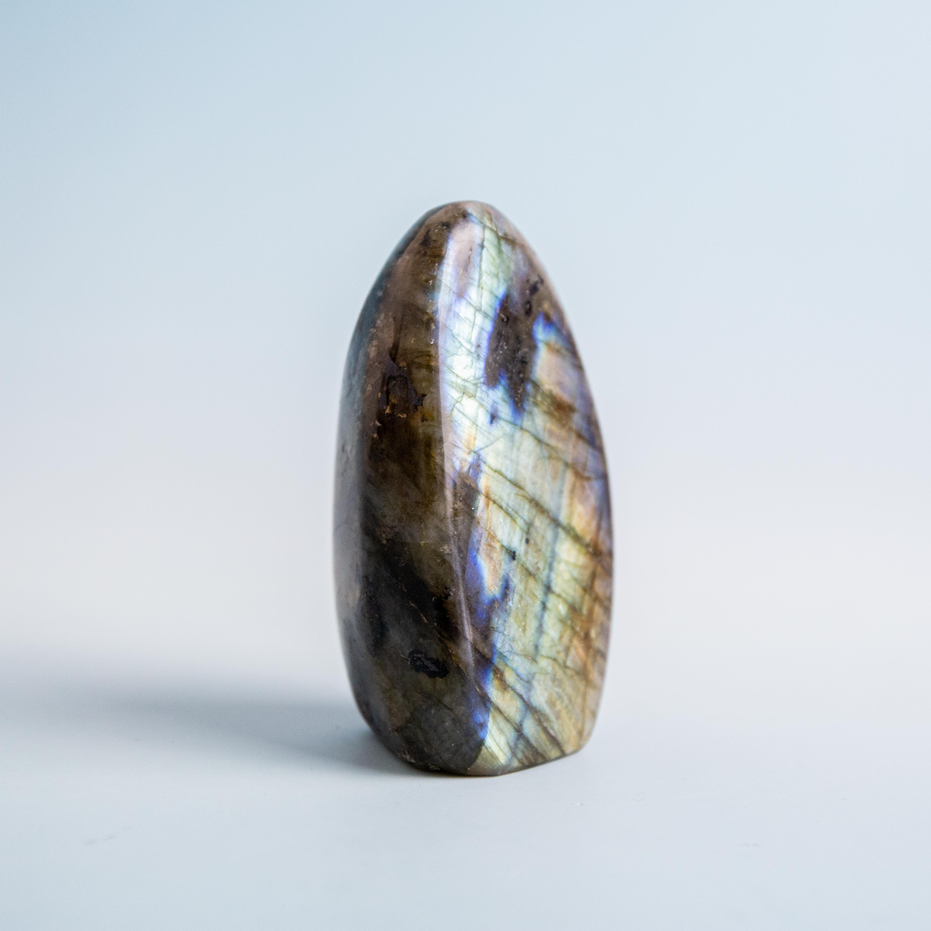 Labradorite Freeform - 111g/6.5cm (K)