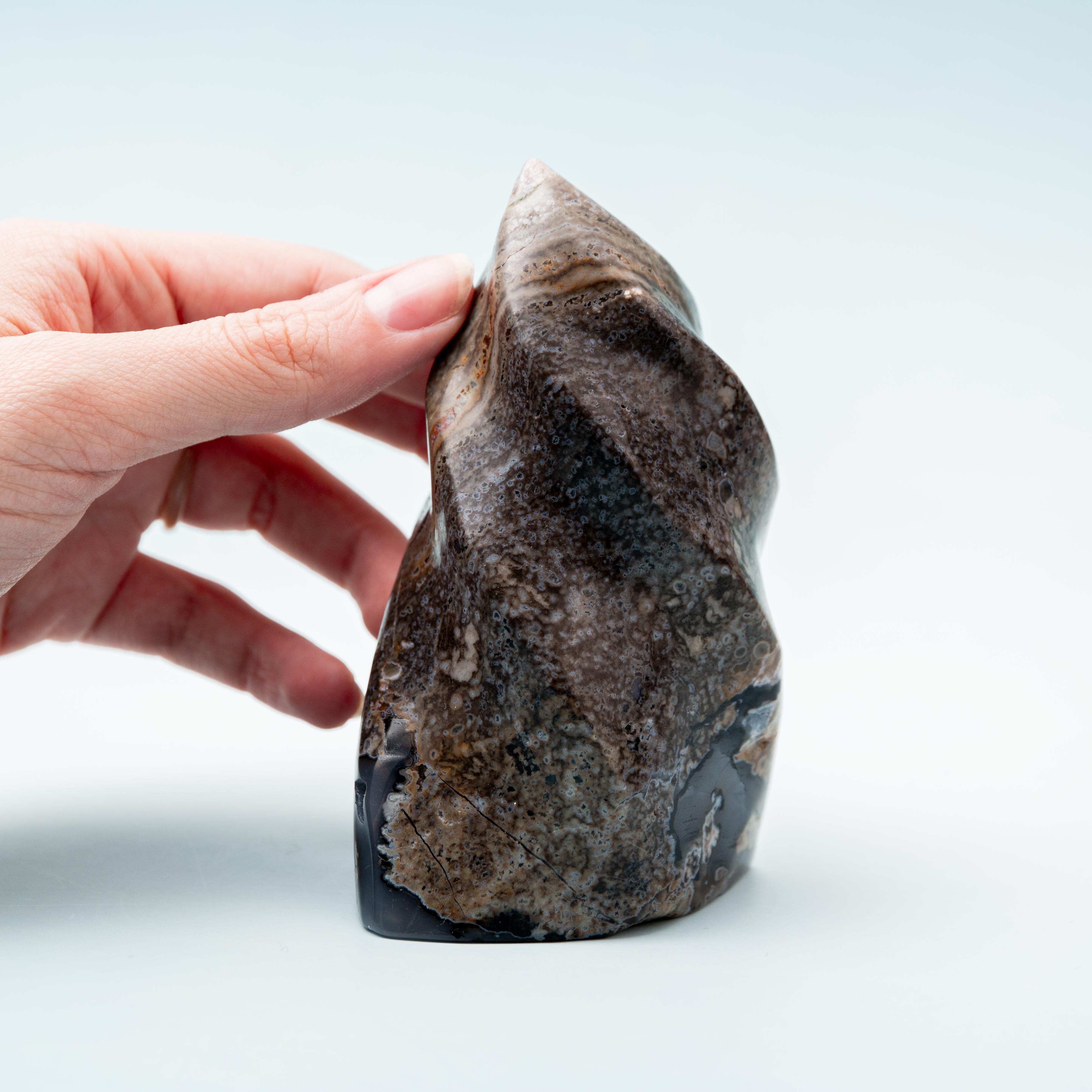Volcanic Agate Flame - 466g/11cm (B)