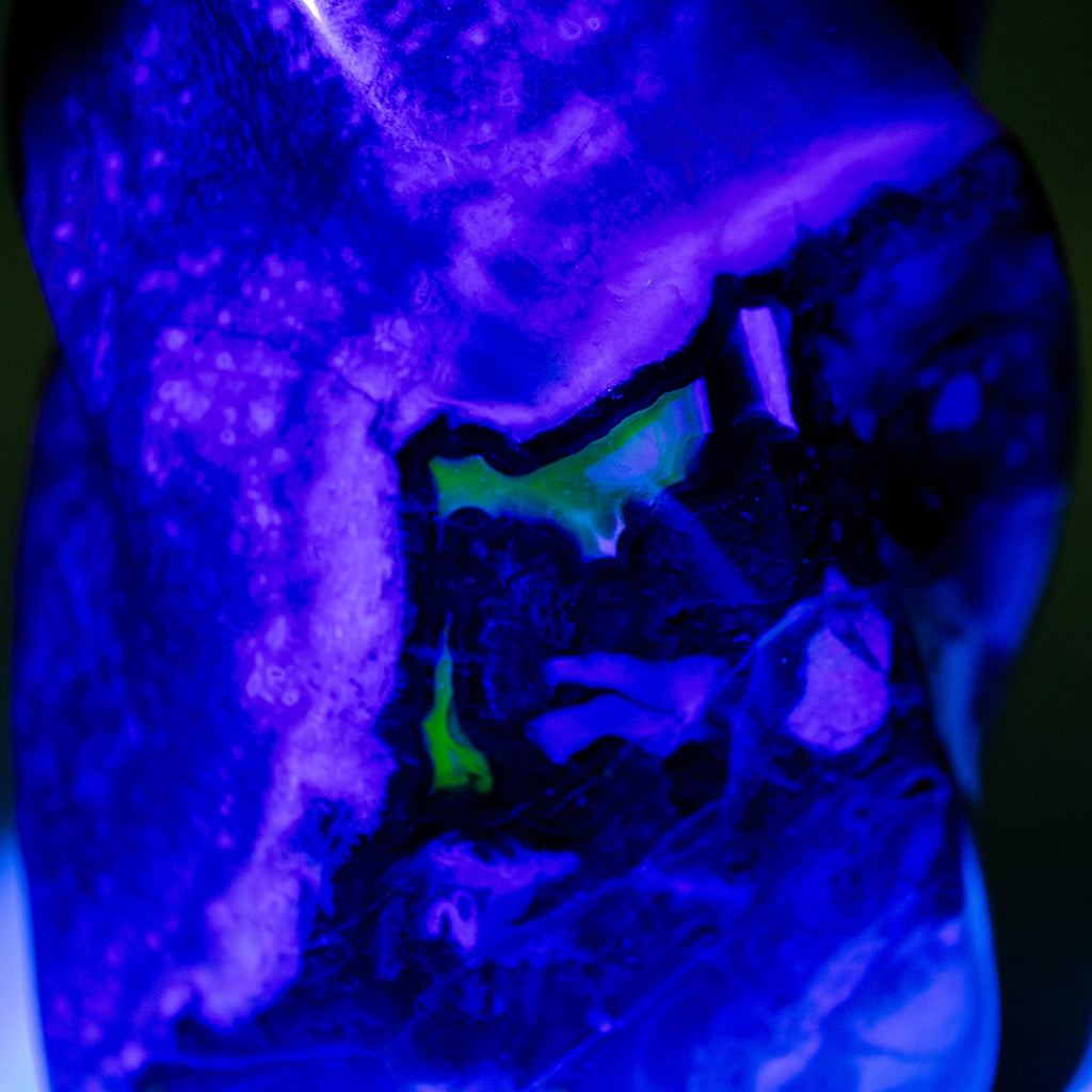 Volcanic Agate Flame - 506g/13cm (E)