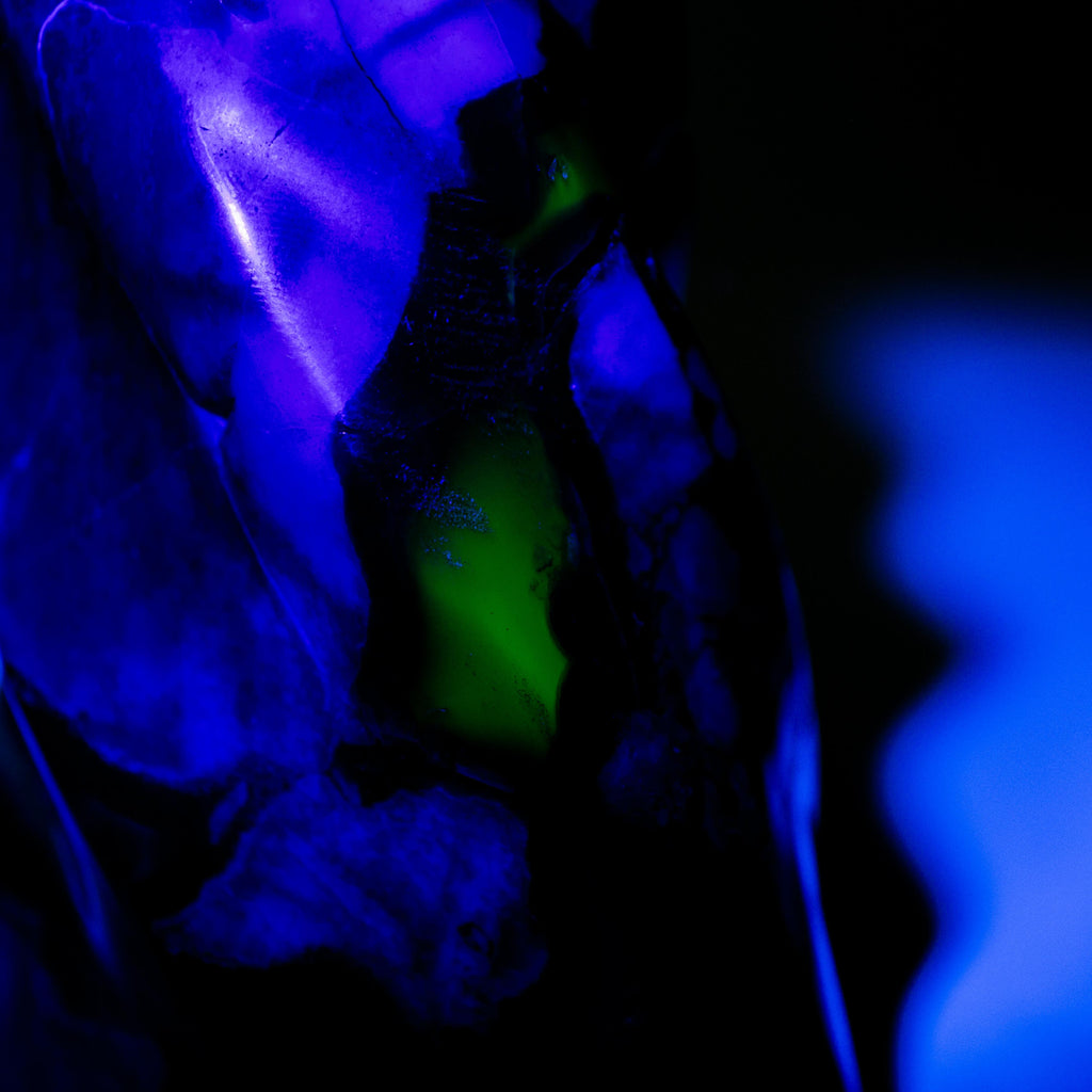 Volcanic Agate Flame - 285g/11.5cm (F)