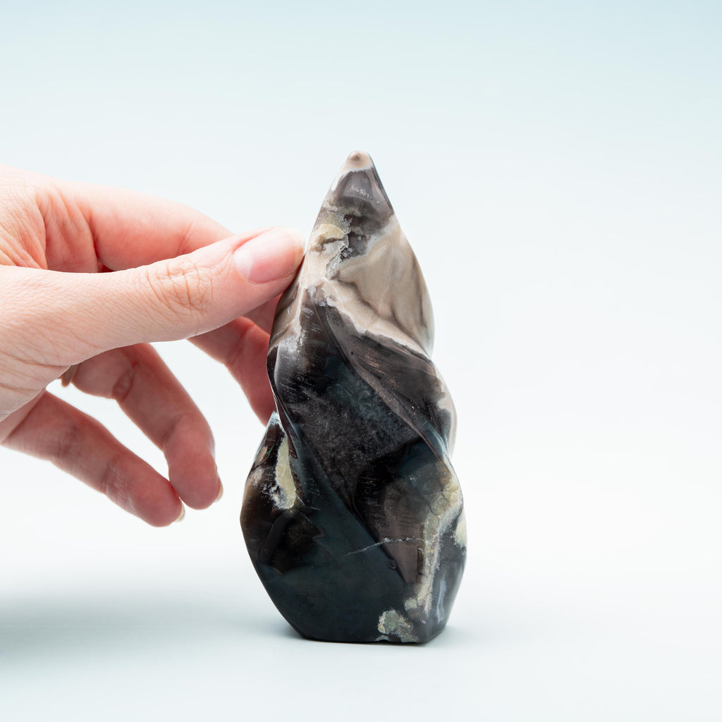 Volcanic Agate Flame - 214g/11.5cm (G)