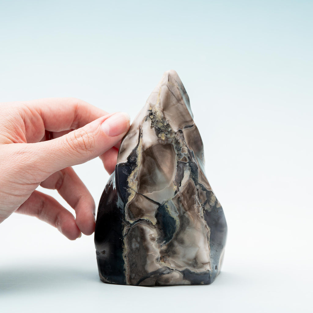 Volcanic Agate Flame - 517g/12cm (H)