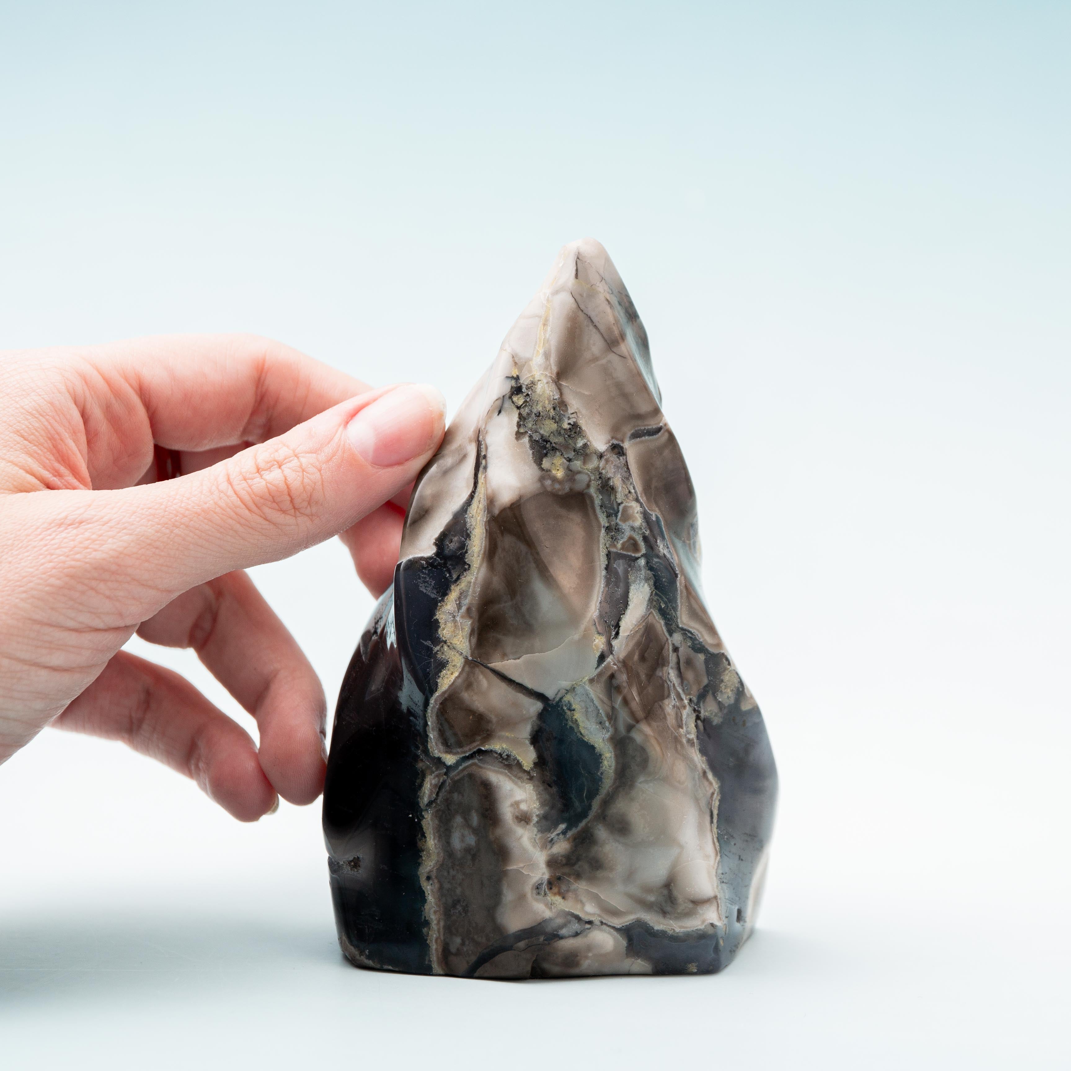 Volcanic Agate Flame - 517g/12cm (H)