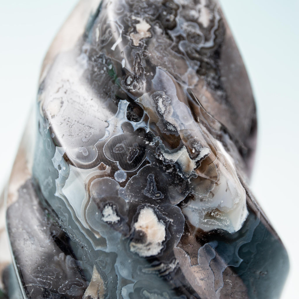 Volcanic Agate Flame - 487g/13cm (I)